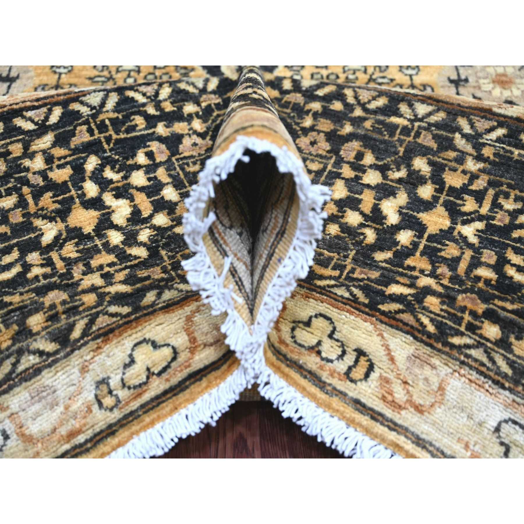 Mamluk-Hand-Knotted-Rug-110545