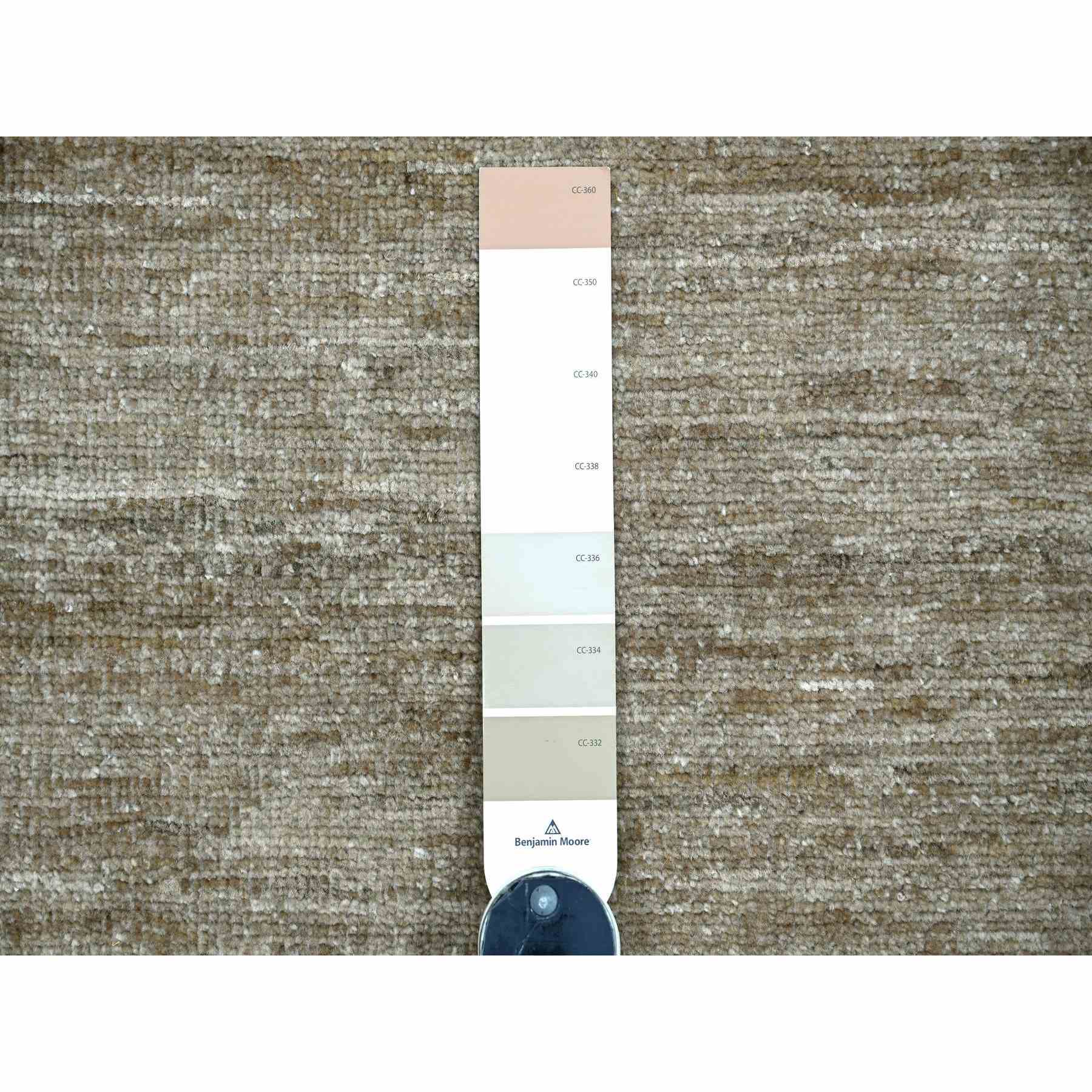 Modern-and-Contemporary-Hand-Knotted-Rug-110175