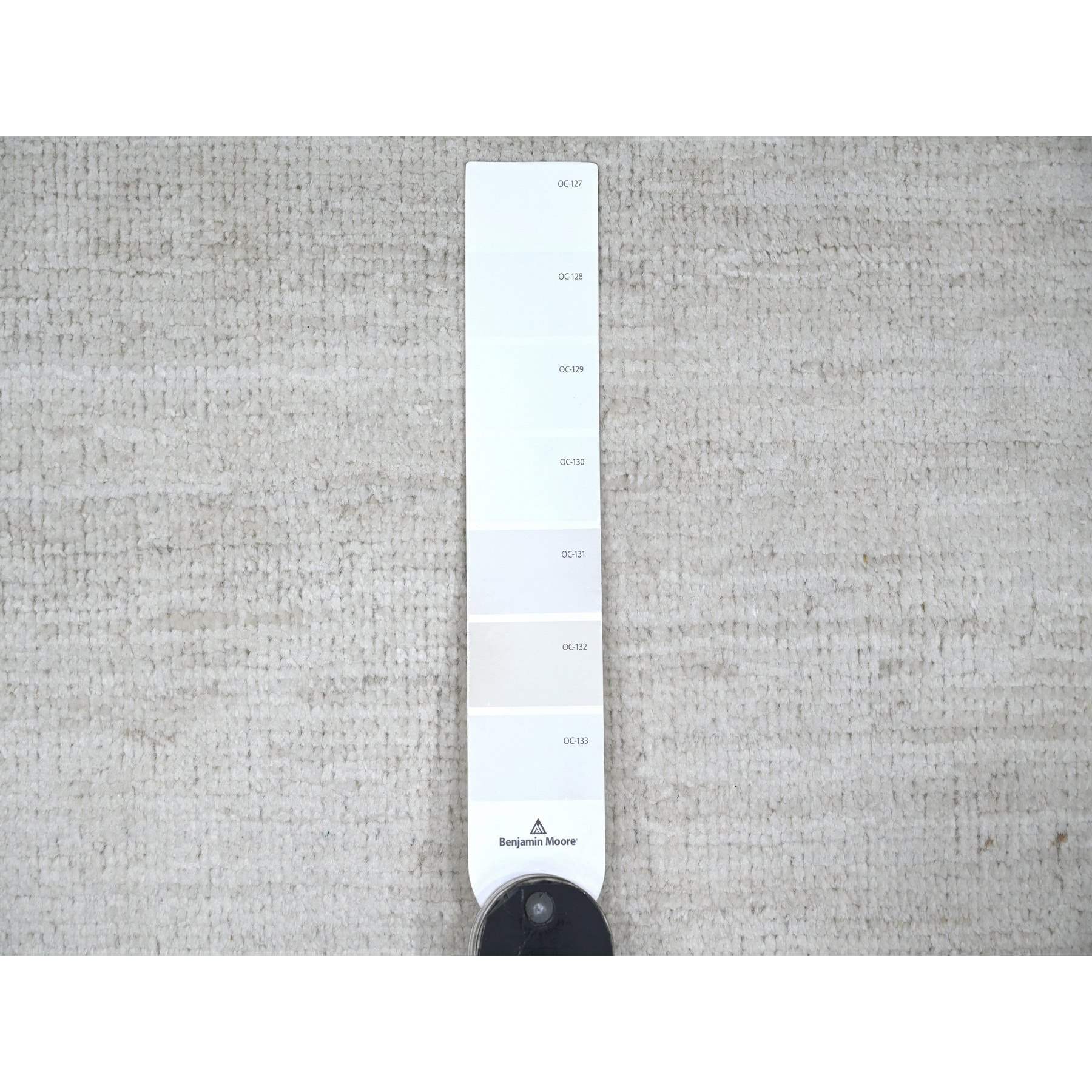 Modern-and-Contemporary-Hand-Knotted-Rug-110475