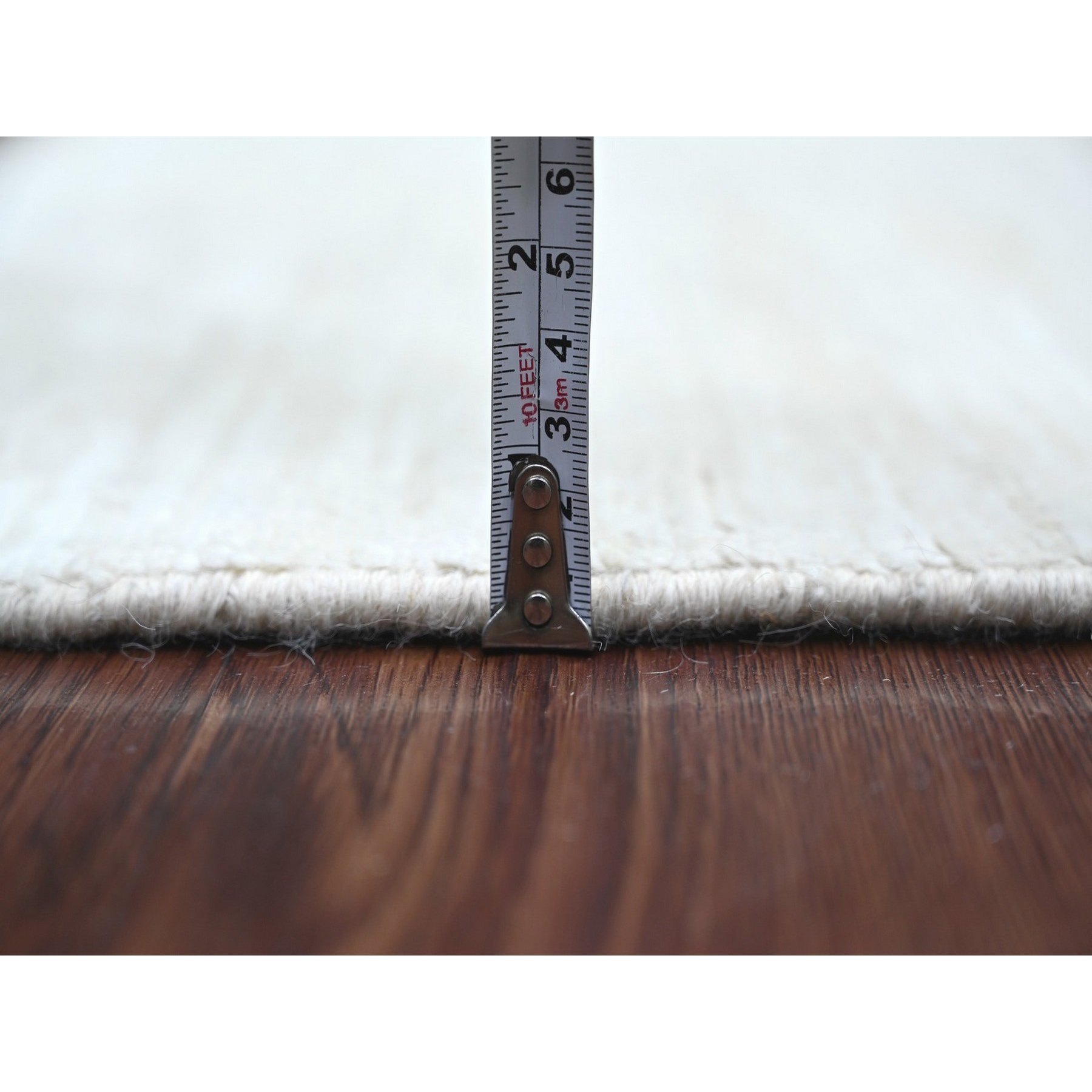 Modern-and-Contemporary-Hand-Knotted-Rug-110615