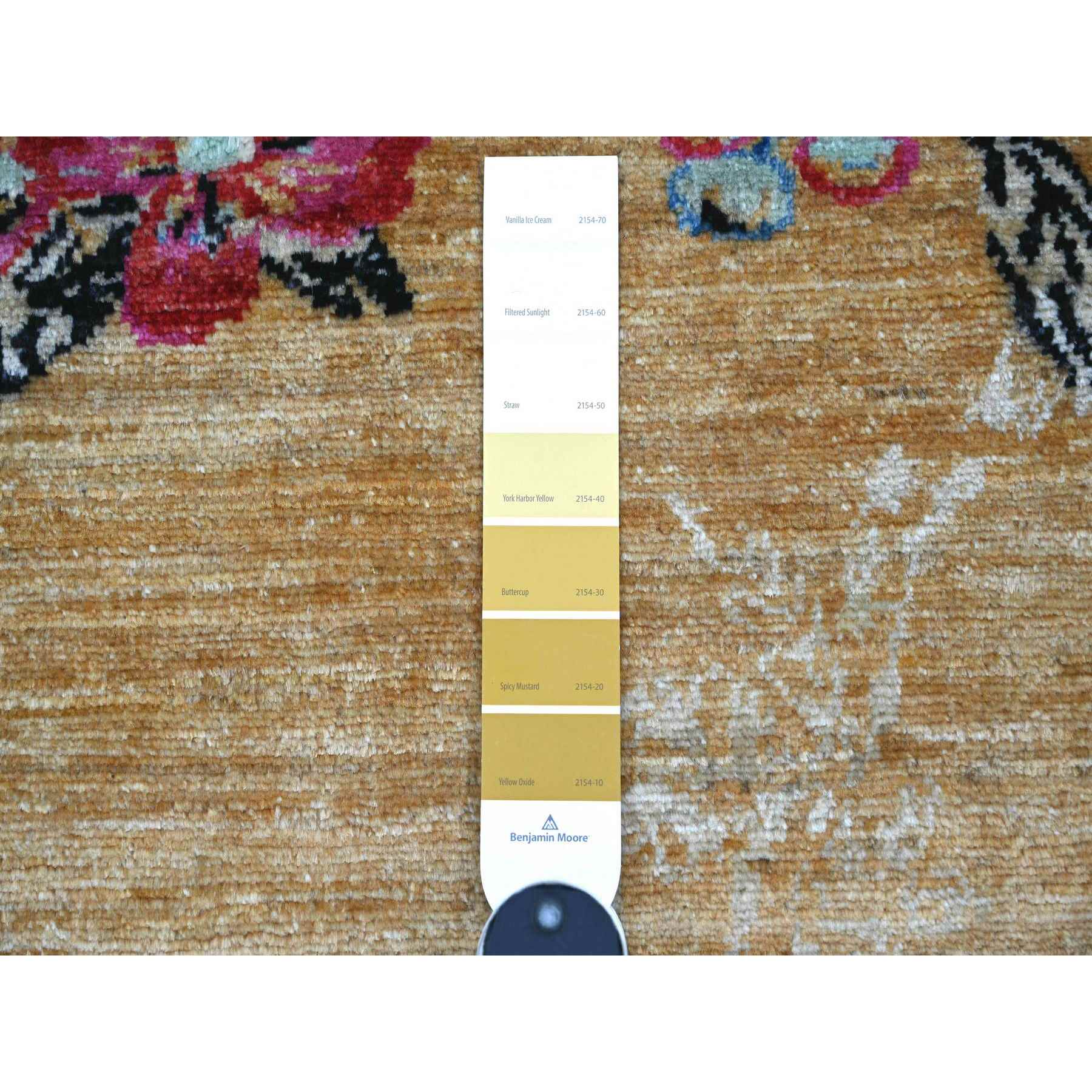 Modern-and-Contemporary-Hand-Knotted-Rug-111710