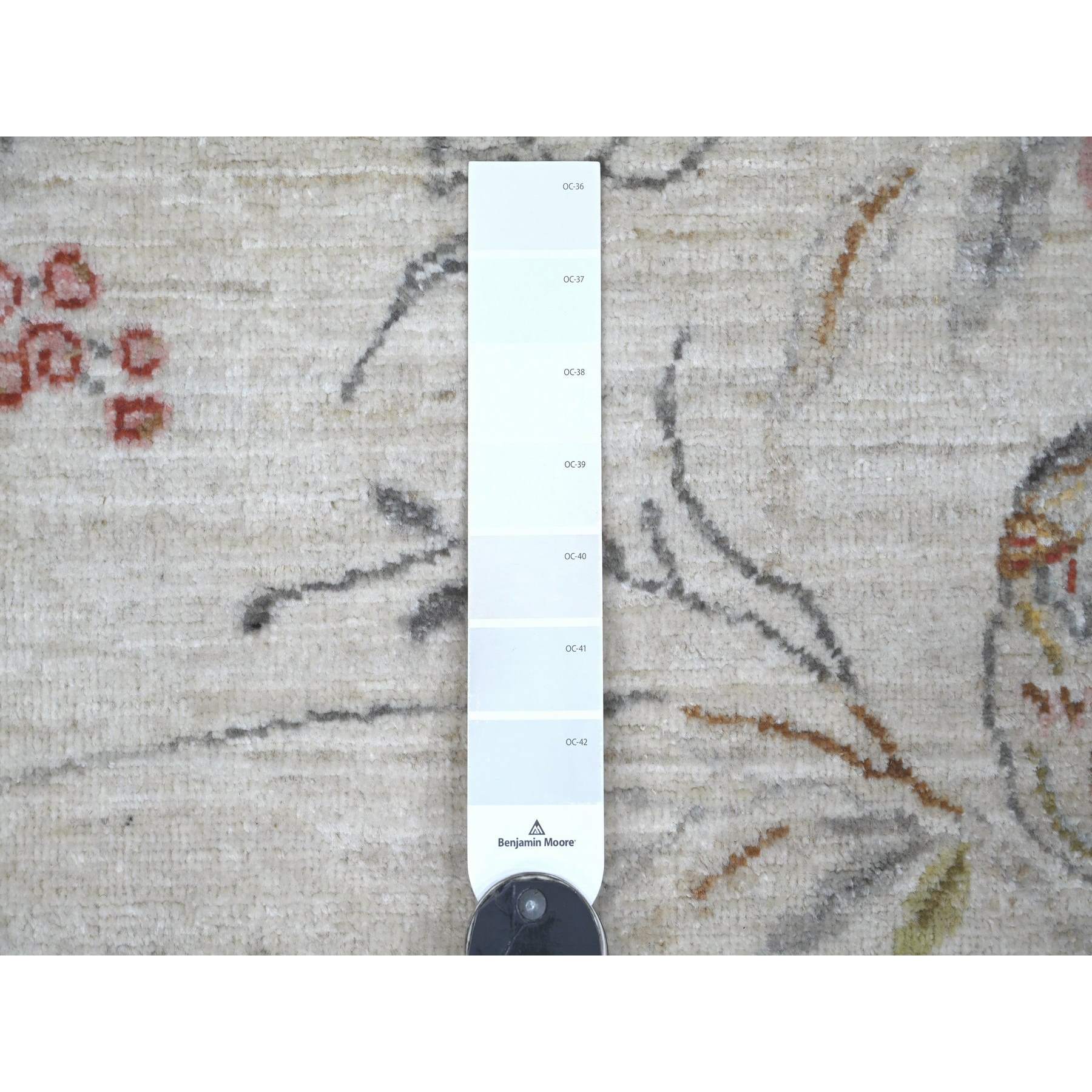 Modern-and-Contemporary-Hand-Knotted-Rug-112155