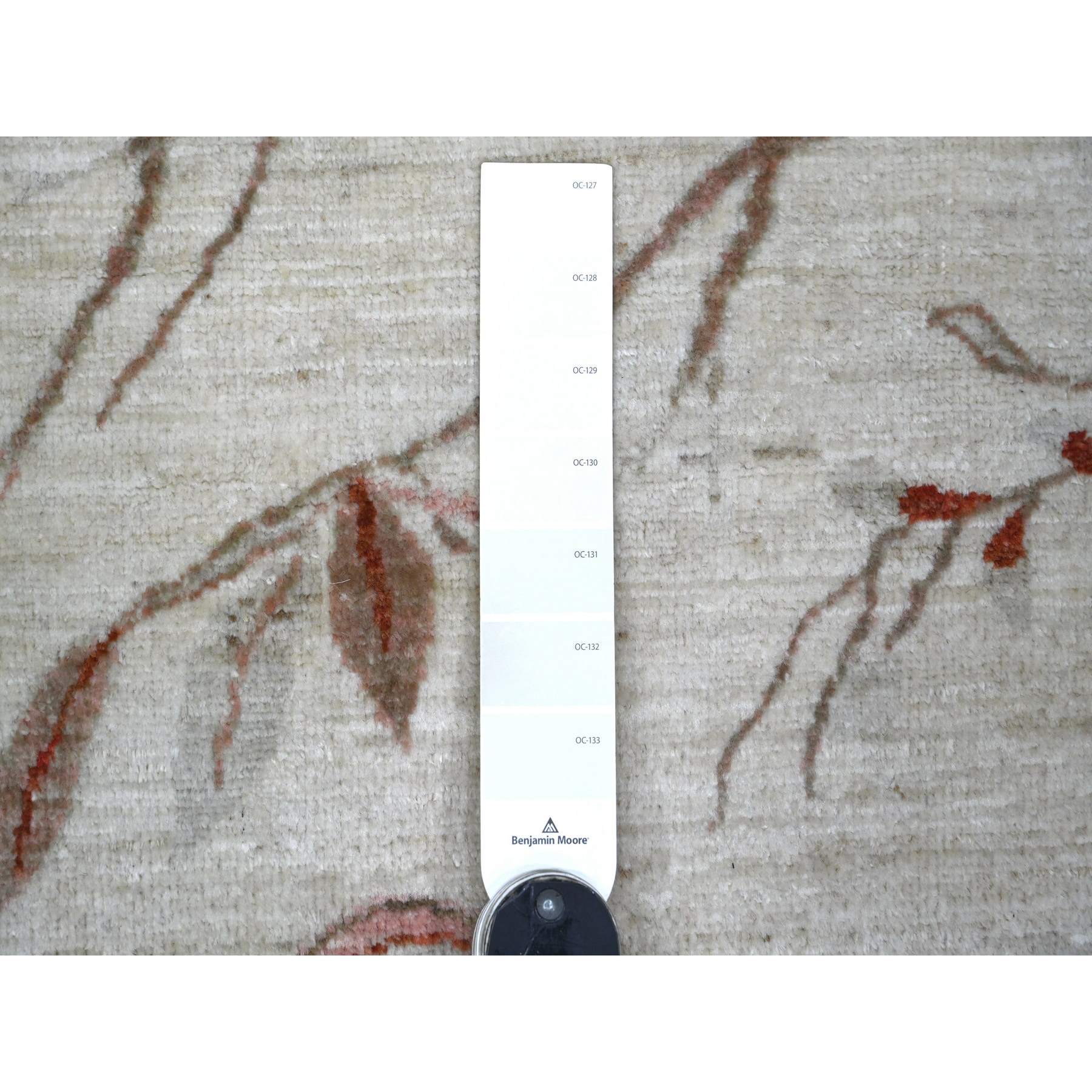 Modern-and-Contemporary-Hand-Knotted-Rug-112165