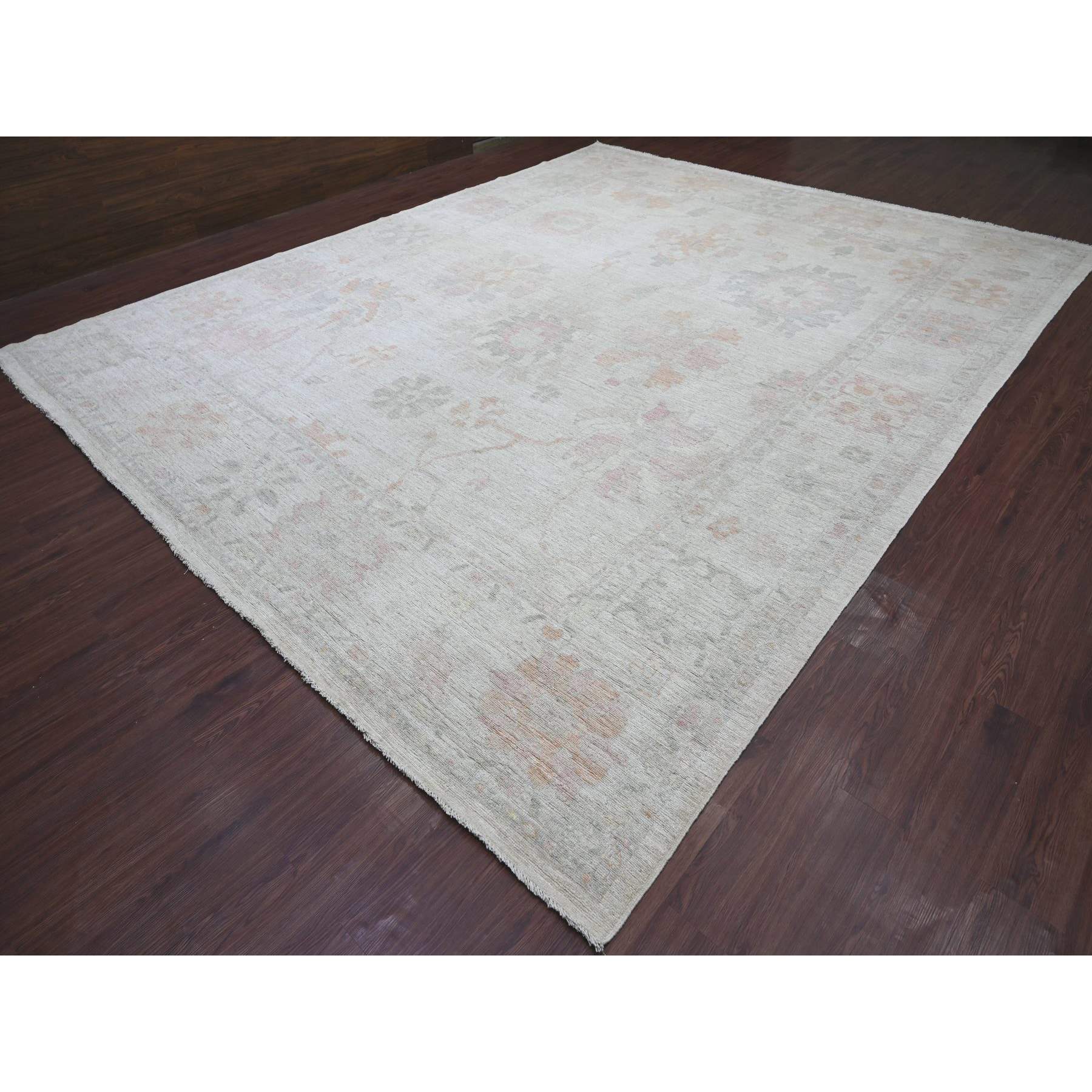 Oushak-And-Peshawar-Hand-Knotted-Rug-111160
