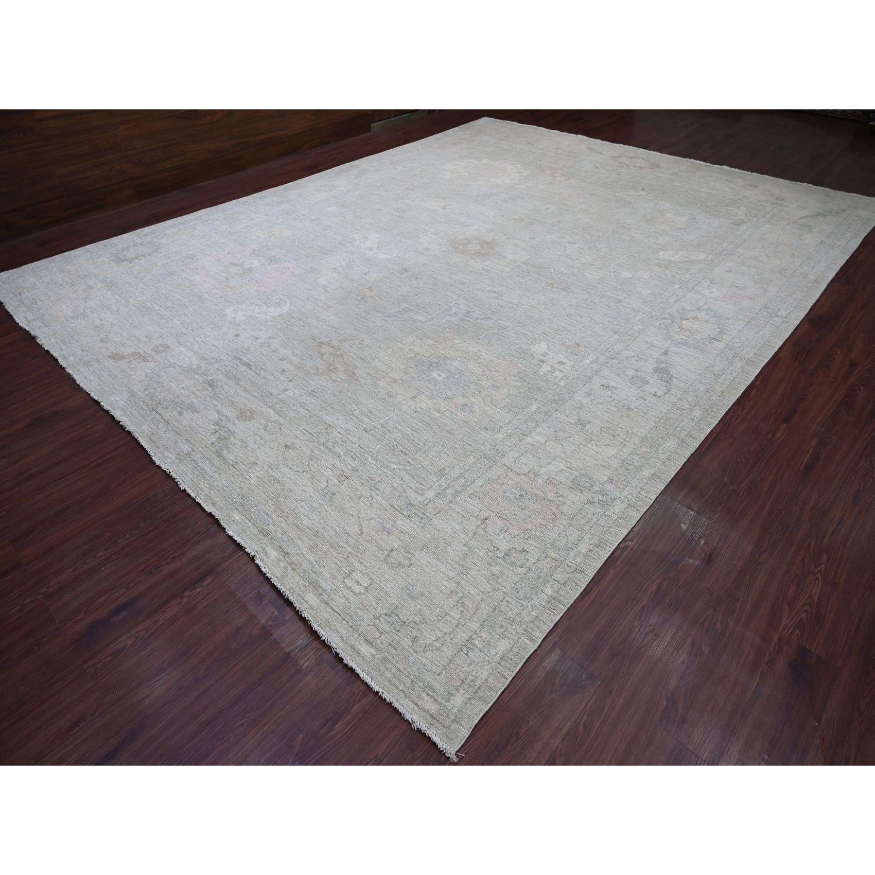 Oushak-And-Peshawar-Hand-Knotted-Rug-111170