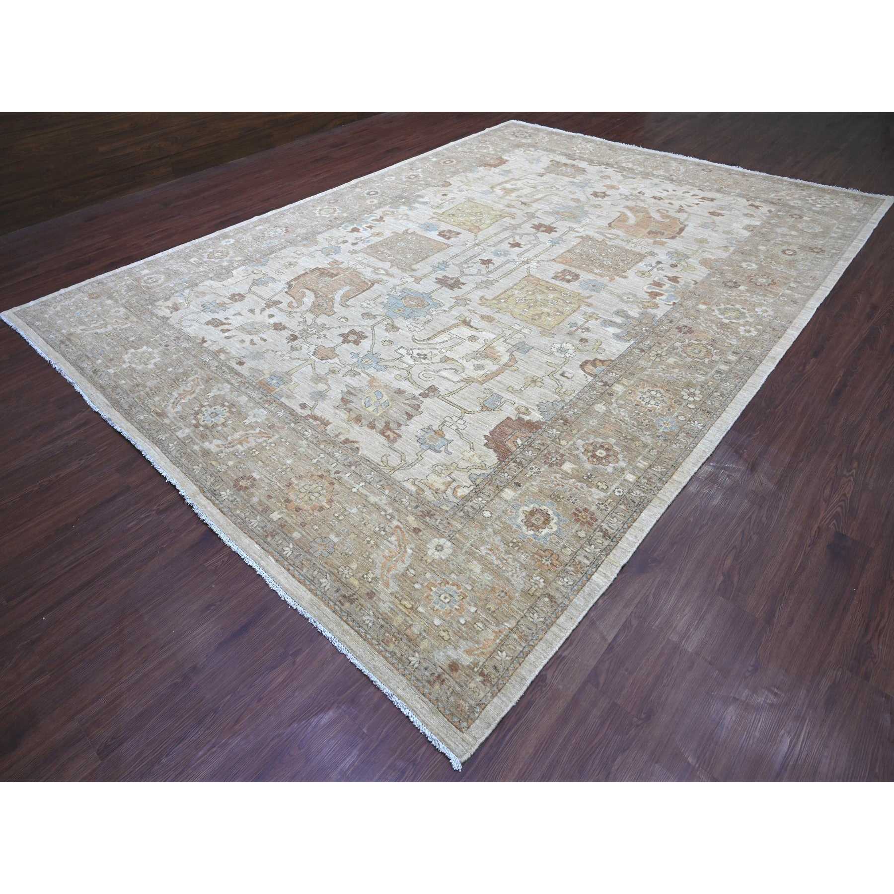 Oushak-And-Peshawar-Hand-Knotted-Rug-111745