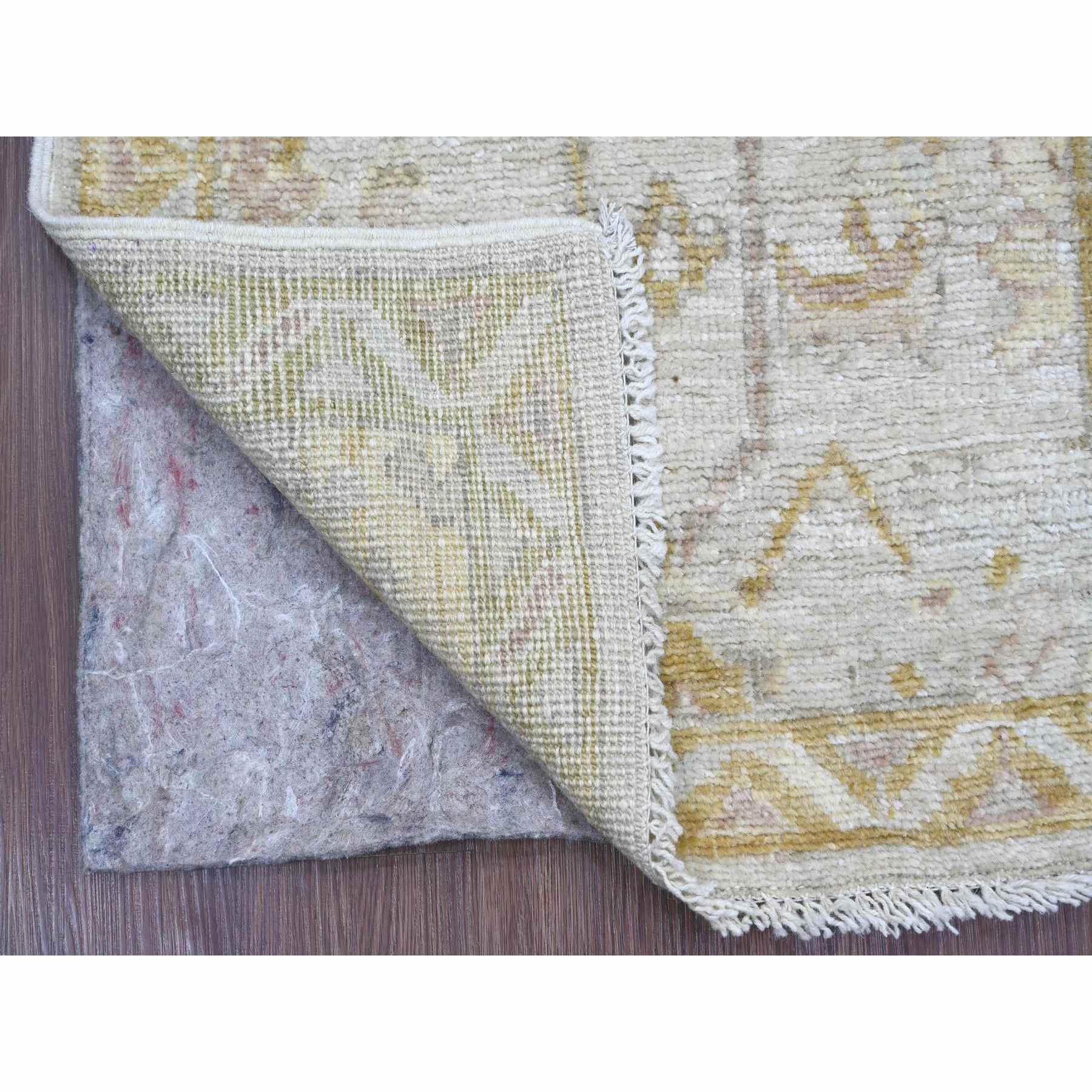Oushak-And-Peshawar-Hand-Knotted-Rug-112060