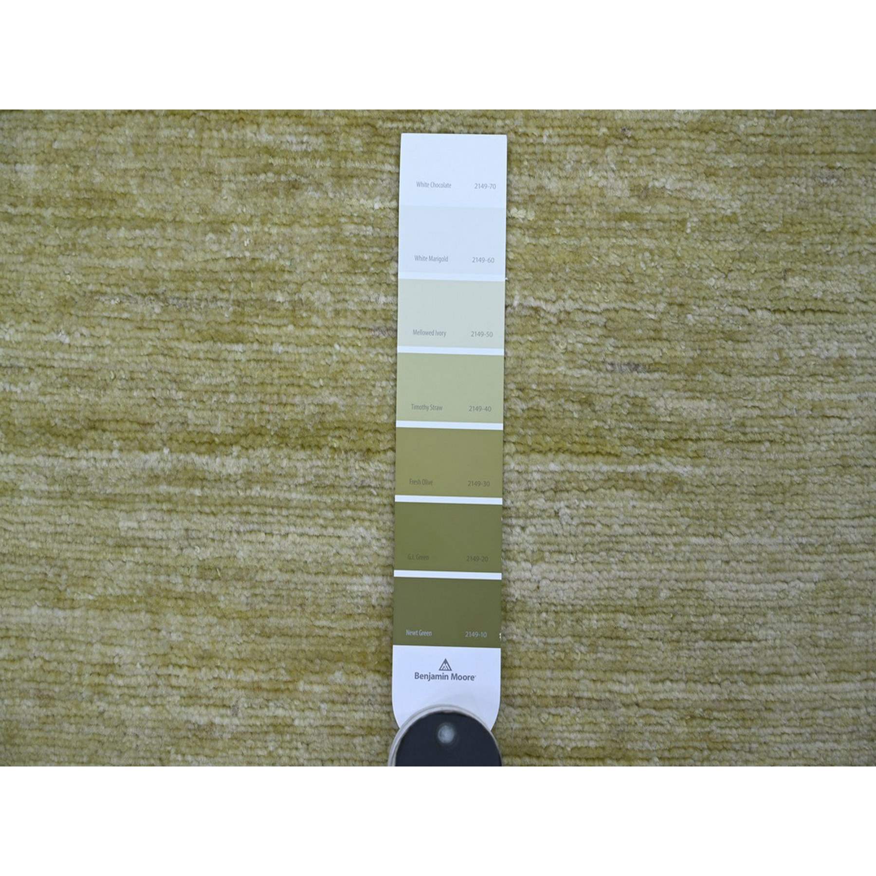 Modern-and-Contemporary-Hand-Knotted-Rug-112500