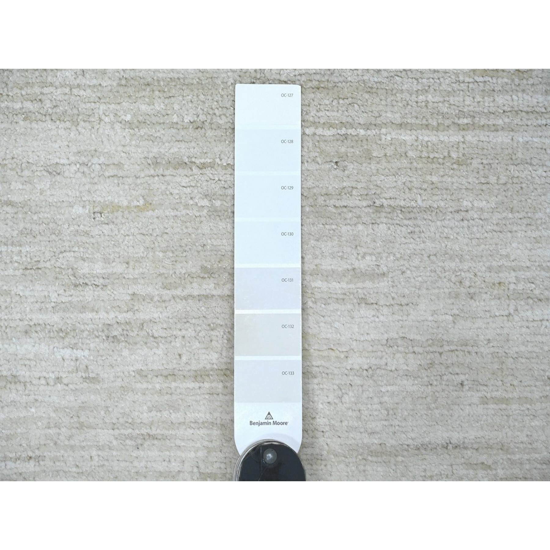 Modern-and-Contemporary-Hand-Knotted-Rug-112505