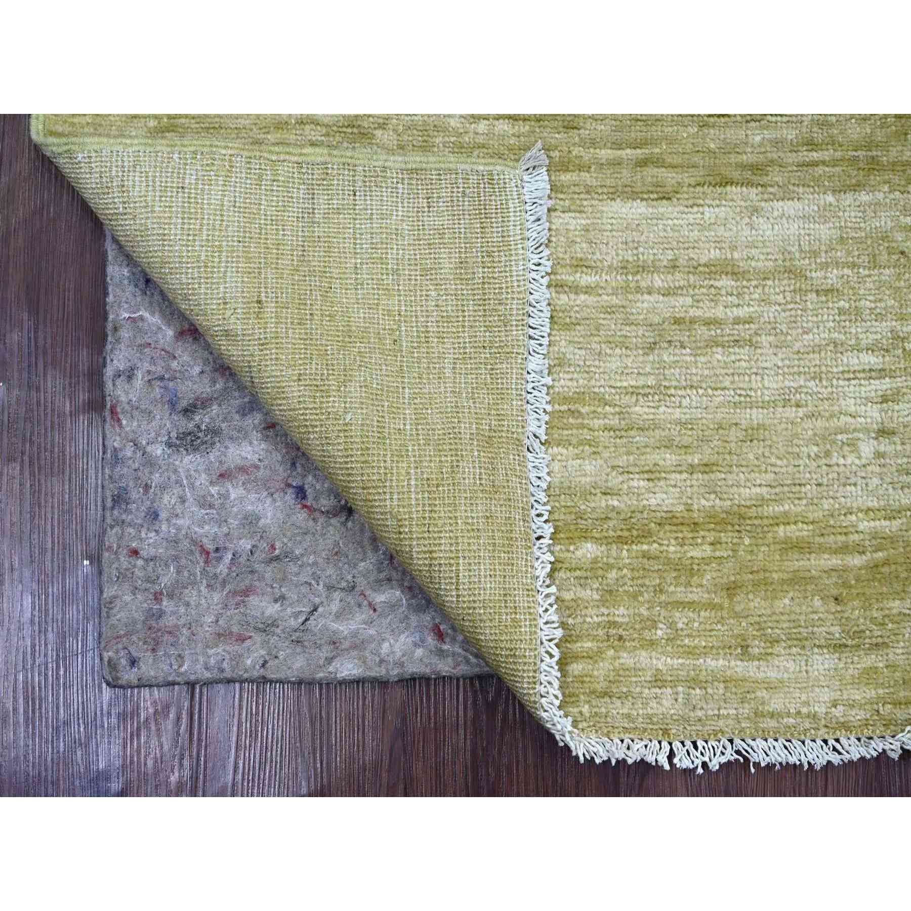 Modern-and-Contemporary-Hand-Knotted-Rug-112510