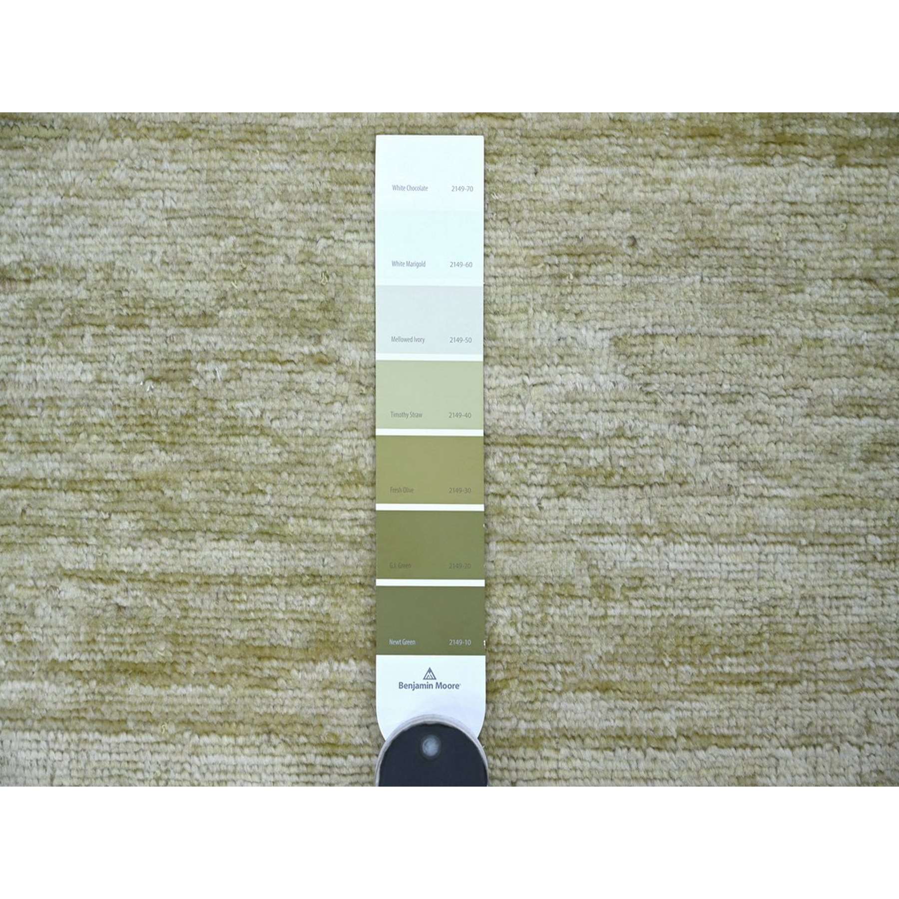 Modern-and-Contemporary-Hand-Knotted-Rug-112510