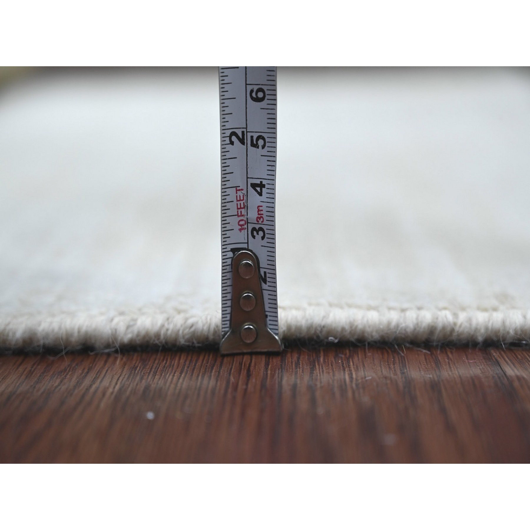 Modern-and-Contemporary-Hand-Knotted-Rug-112515