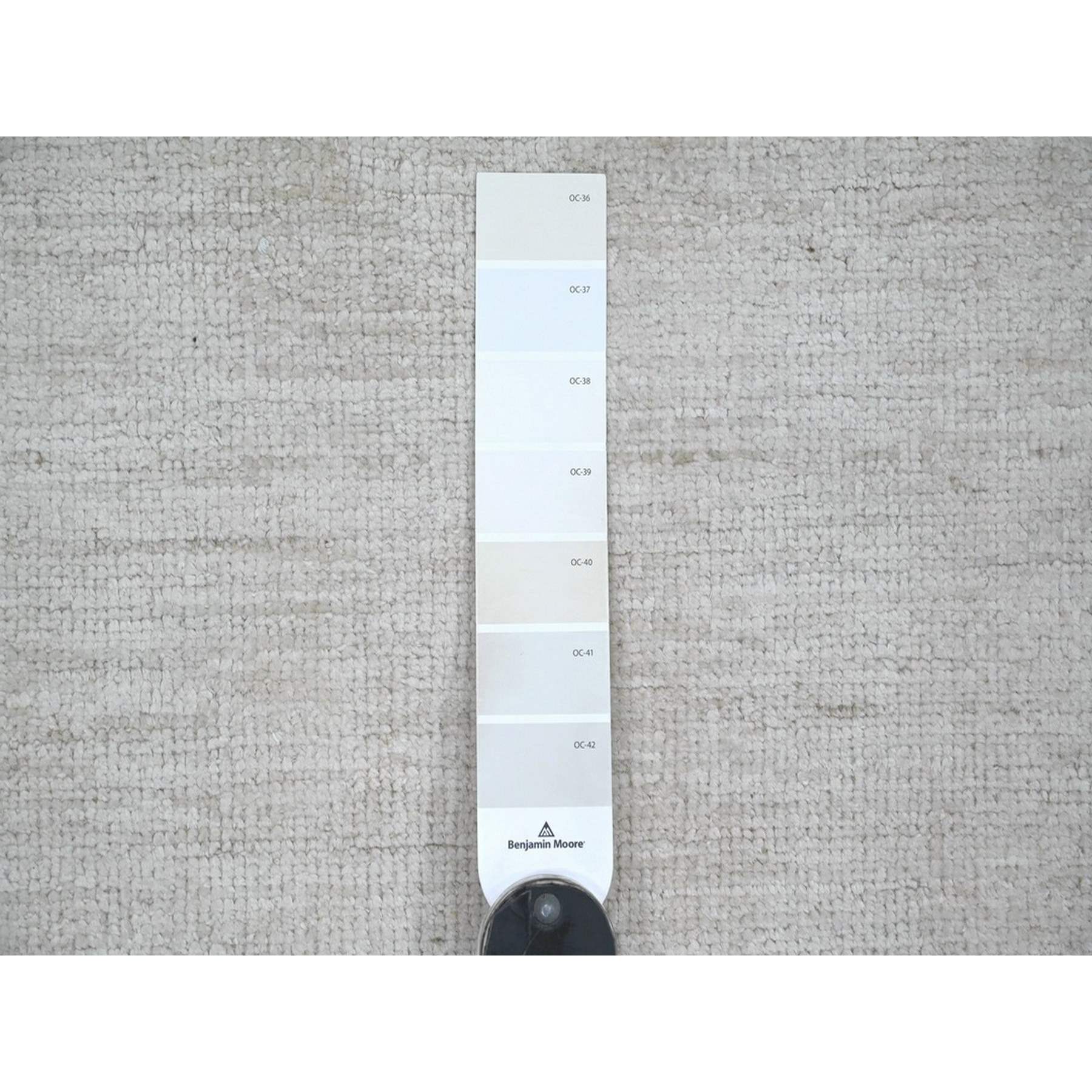 Modern-and-Contemporary-Hand-Knotted-Rug-113290