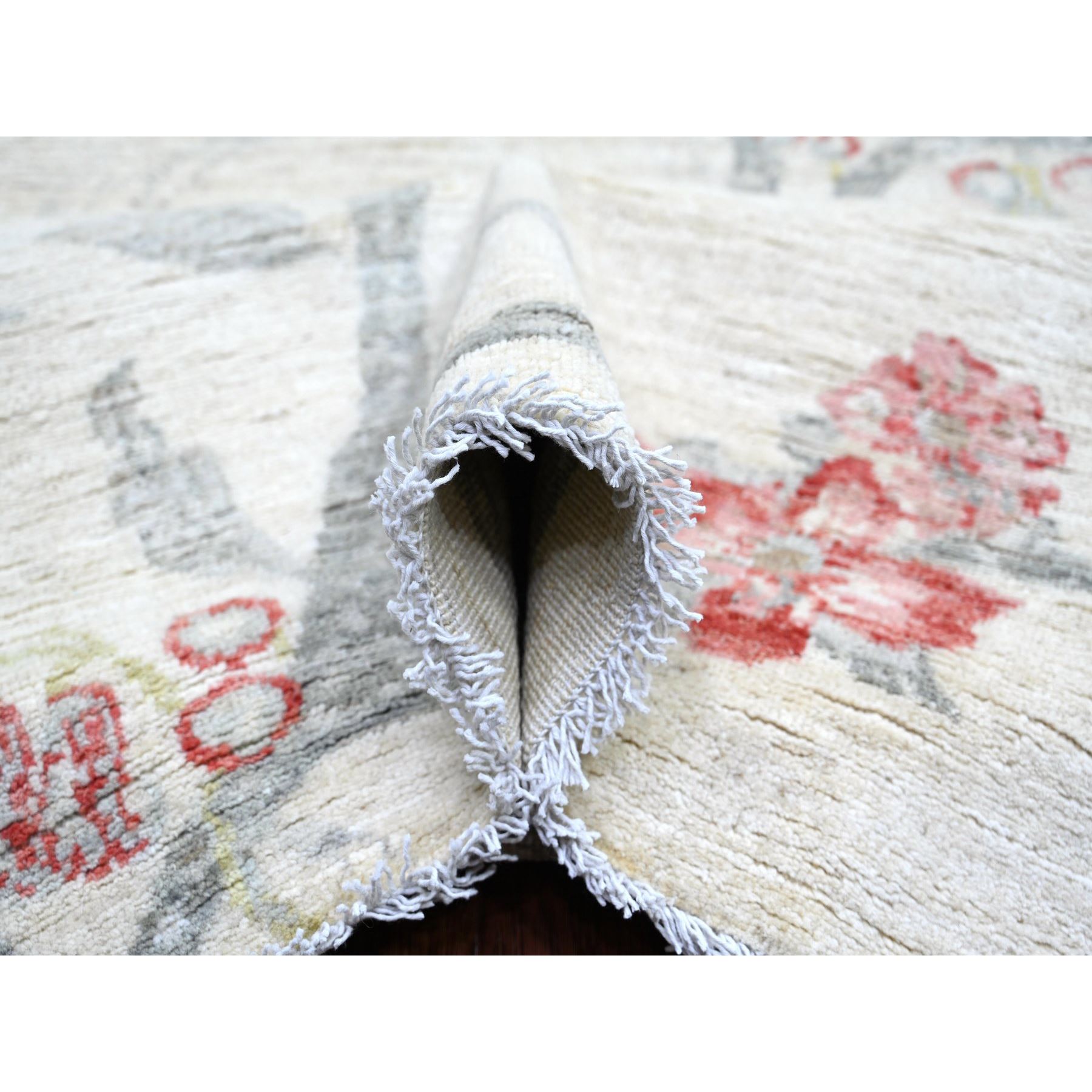 Modern-and-Contemporary-Hand-Knotted-Rug-113545
