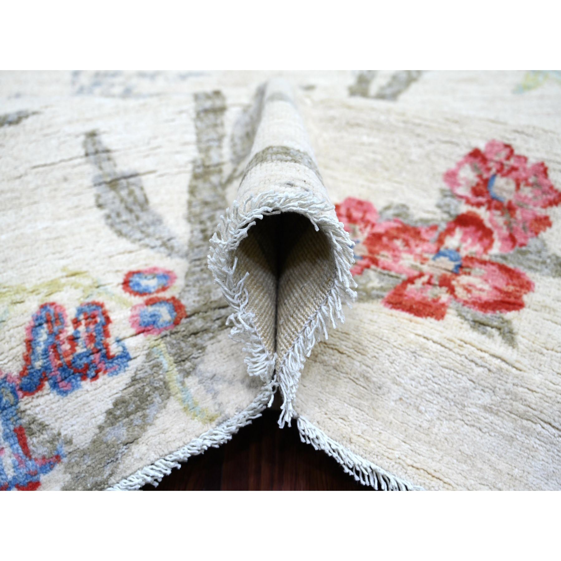 Modern-and-Contemporary-Hand-Knotted-Rug-113560
