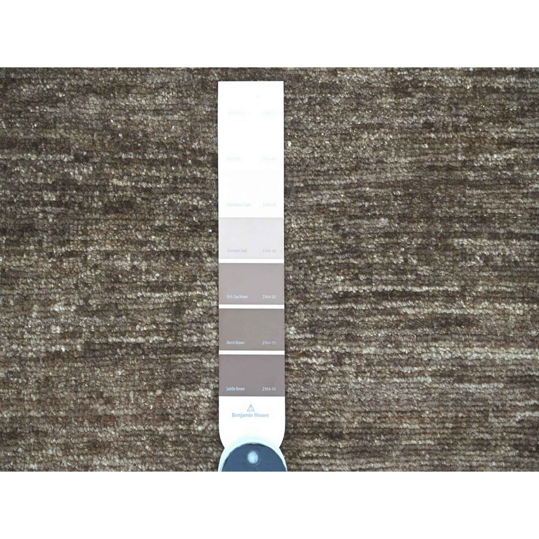 Modern-and-Contemporary-Hand-Knotted-Rug-114030