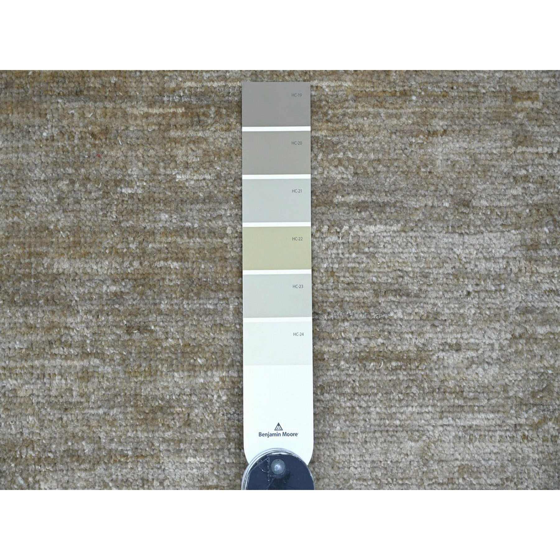 Modern-and-Contemporary-Hand-Knotted-Rug-114365