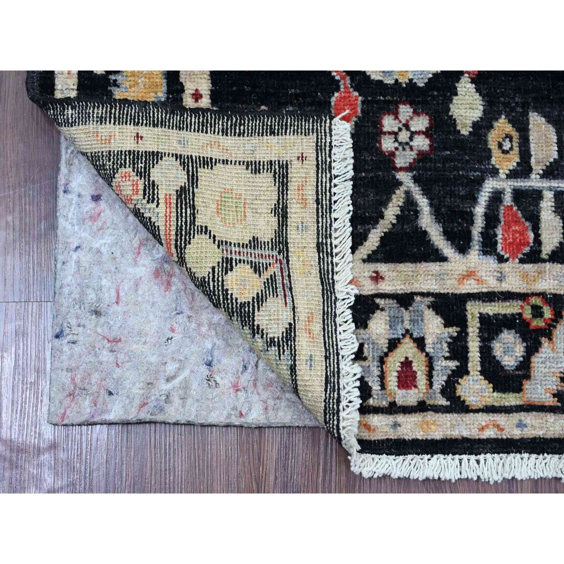Oushak-And-Peshawar-Hand-Knotted-Rug-112535