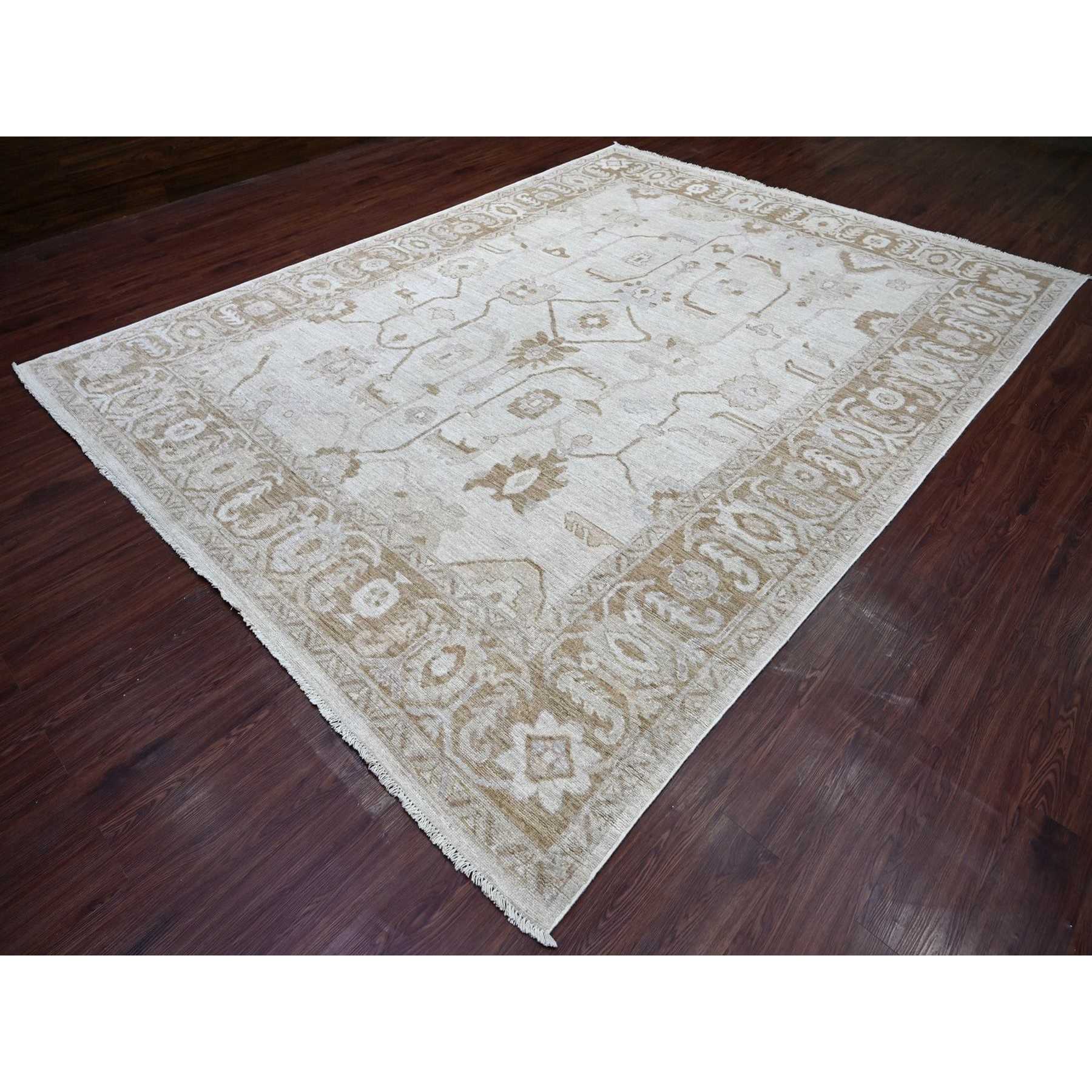 Oushak-And-Peshawar-Hand-Knotted-Rug-113145