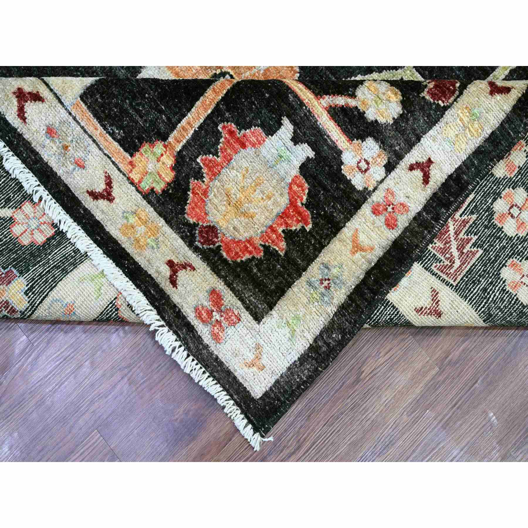 Oushak-And-Peshawar-Hand-Knotted-Rug-113425