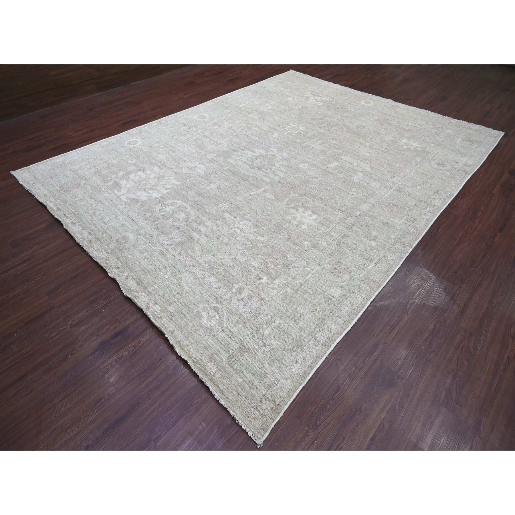 Oushak-And-Peshawar-Hand-Knotted-Rug-113515