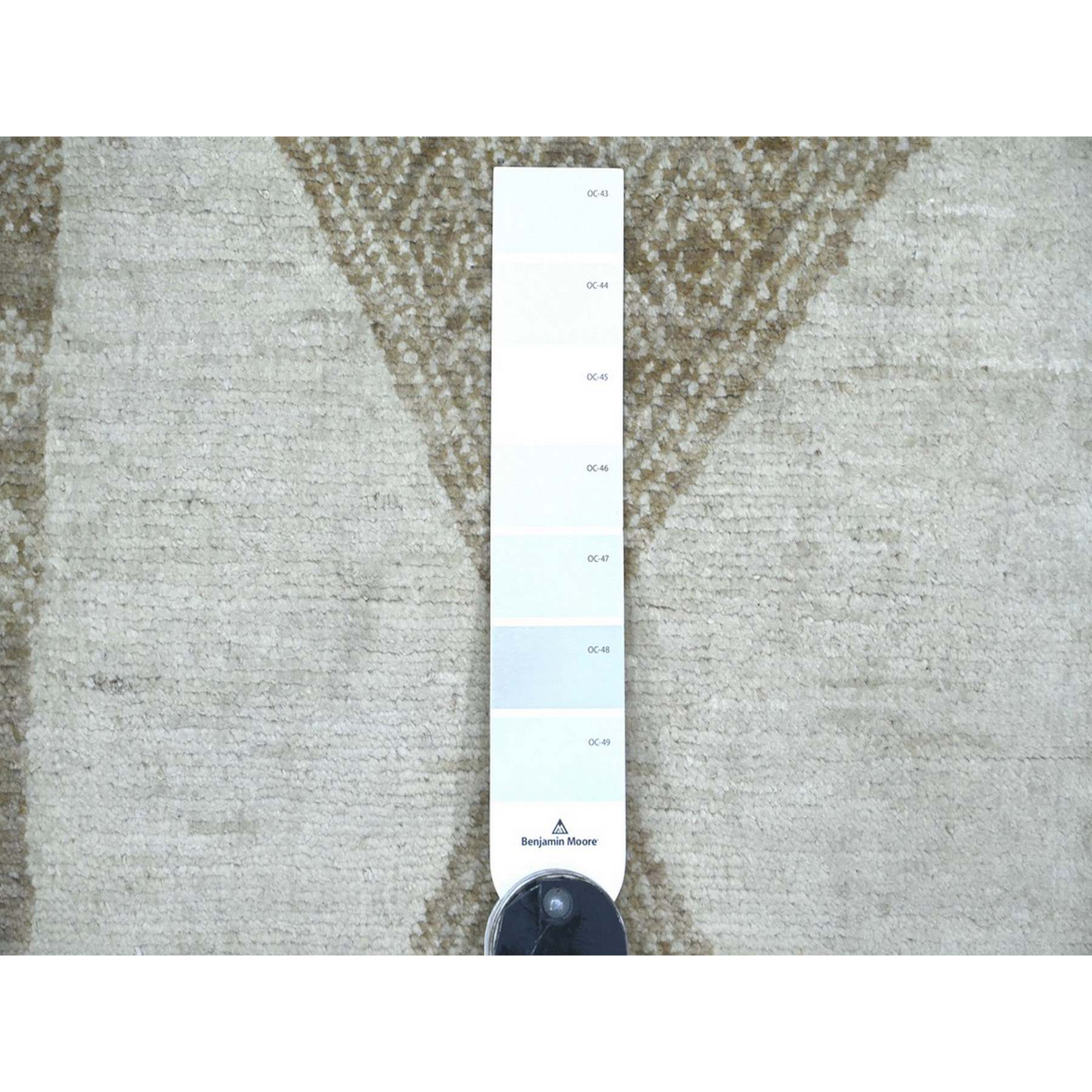 Oushak-And-Peshawar-Hand-Knotted-Rug-114070
