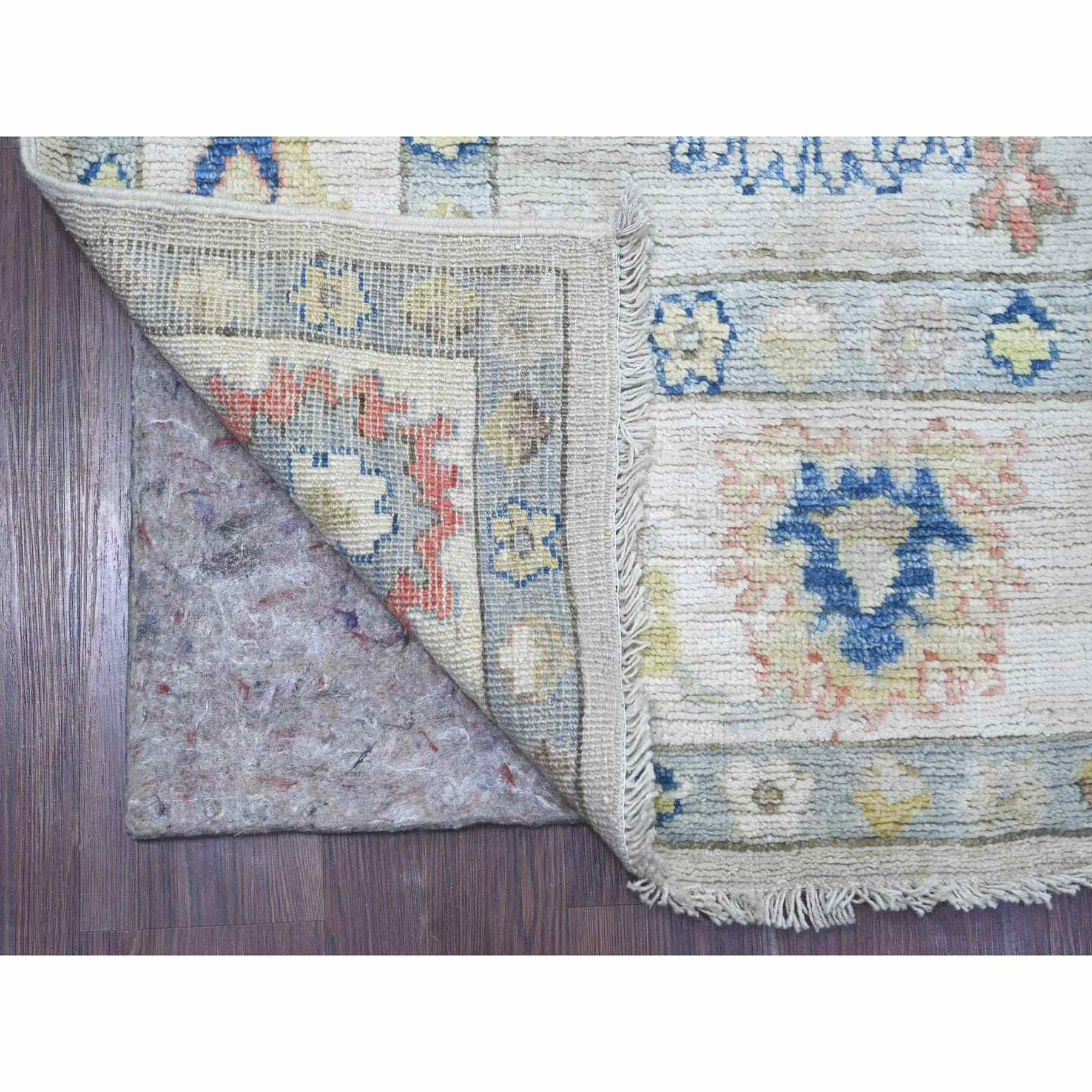 Oushak-And-Peshawar-Hand-Knotted-Rug-114405