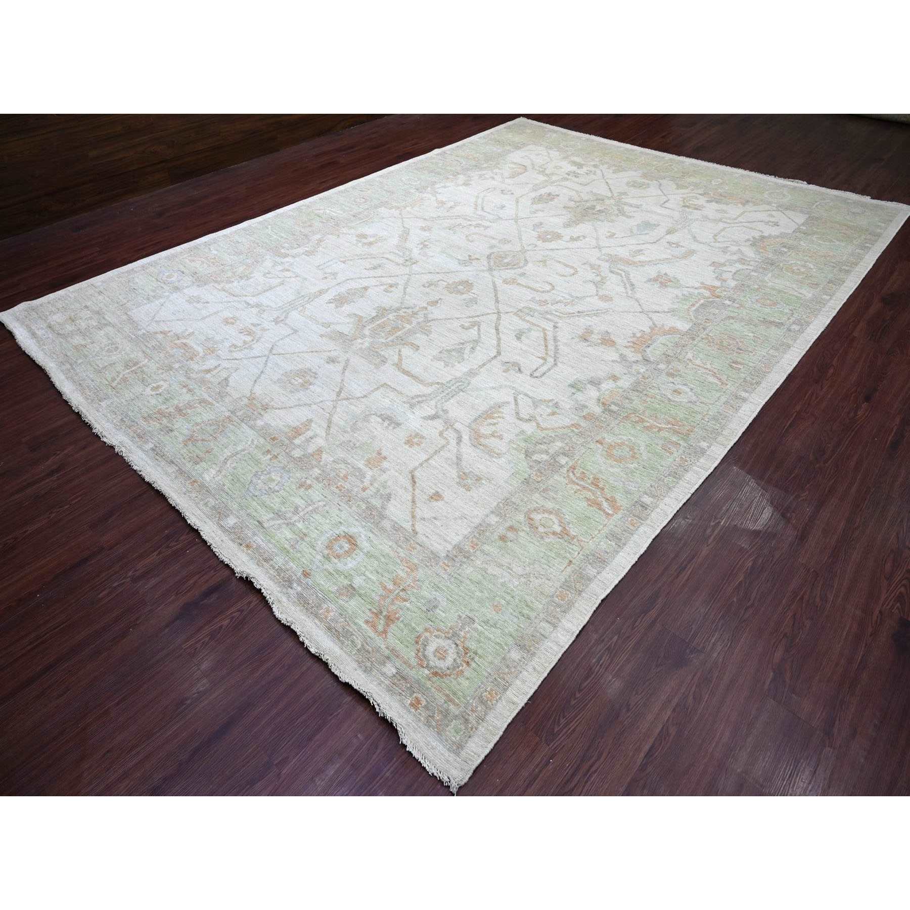 Oushak-And-Peshawar-Hand-Knotted-Rug-114420