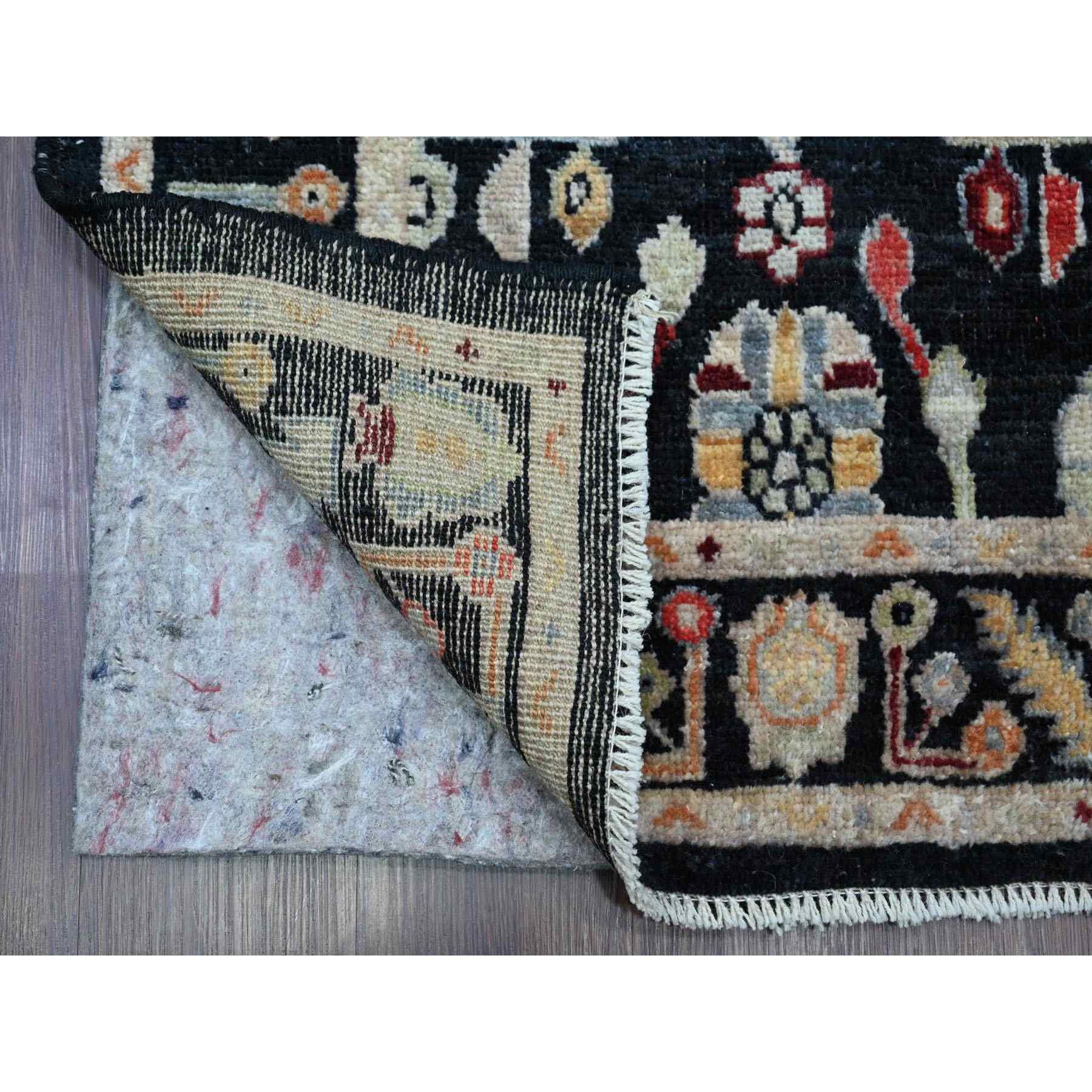 Oushak-And-Peshawar-Hand-Knotted-Rug-114520