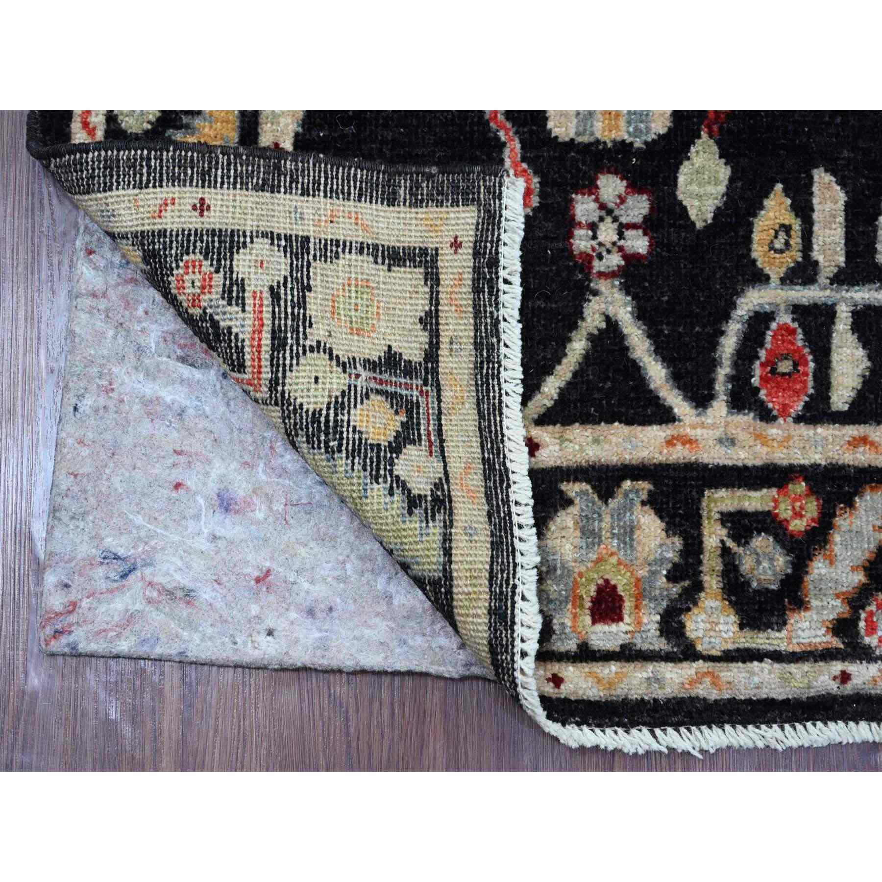 Oushak-And-Peshawar-Hand-Knotted-Rug-114700