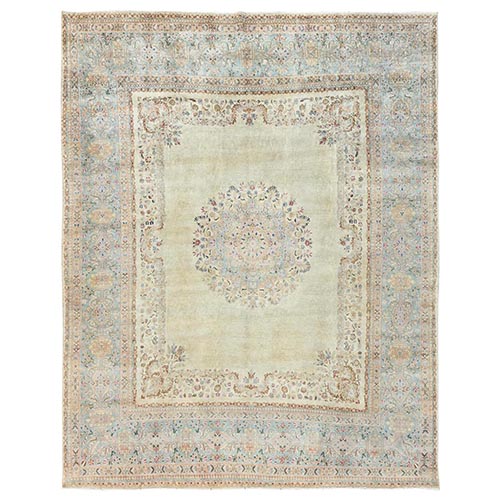 Chiffon White, Vintage Persian Kerman with Flower Medallion, Even Wear, Full Pile, Clean and Soft, Hand Knotted, Good Condition, Pure Wool, Oriental 