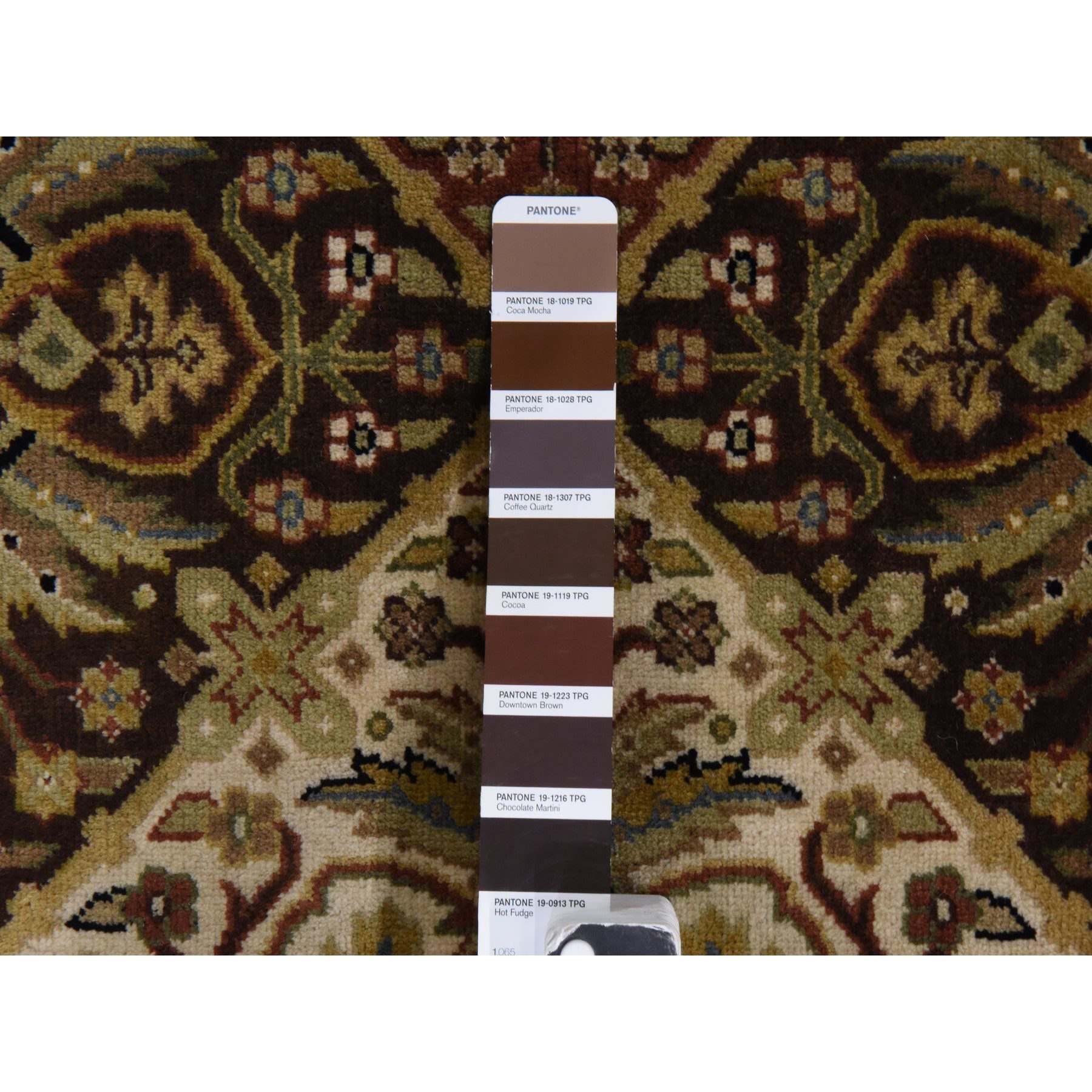 Fine-Oriental-Hand-Knotted-Rug-125025