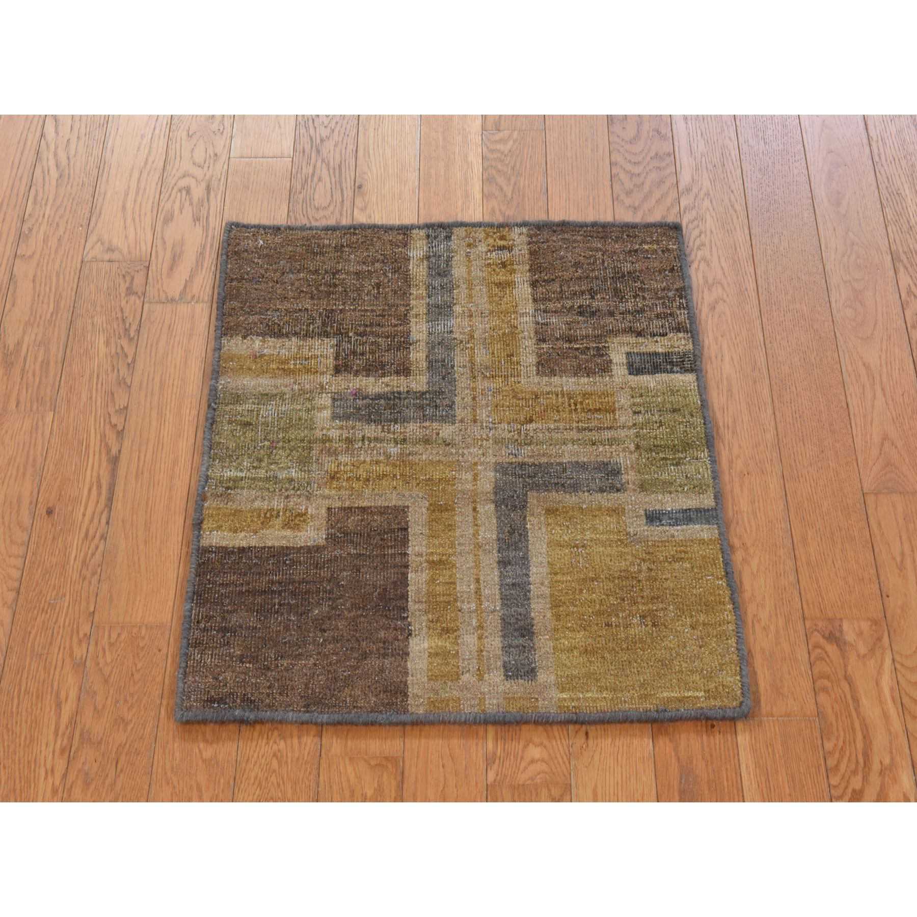 Modern-and-Contemporary-Hand-Knotted-Rug-125035