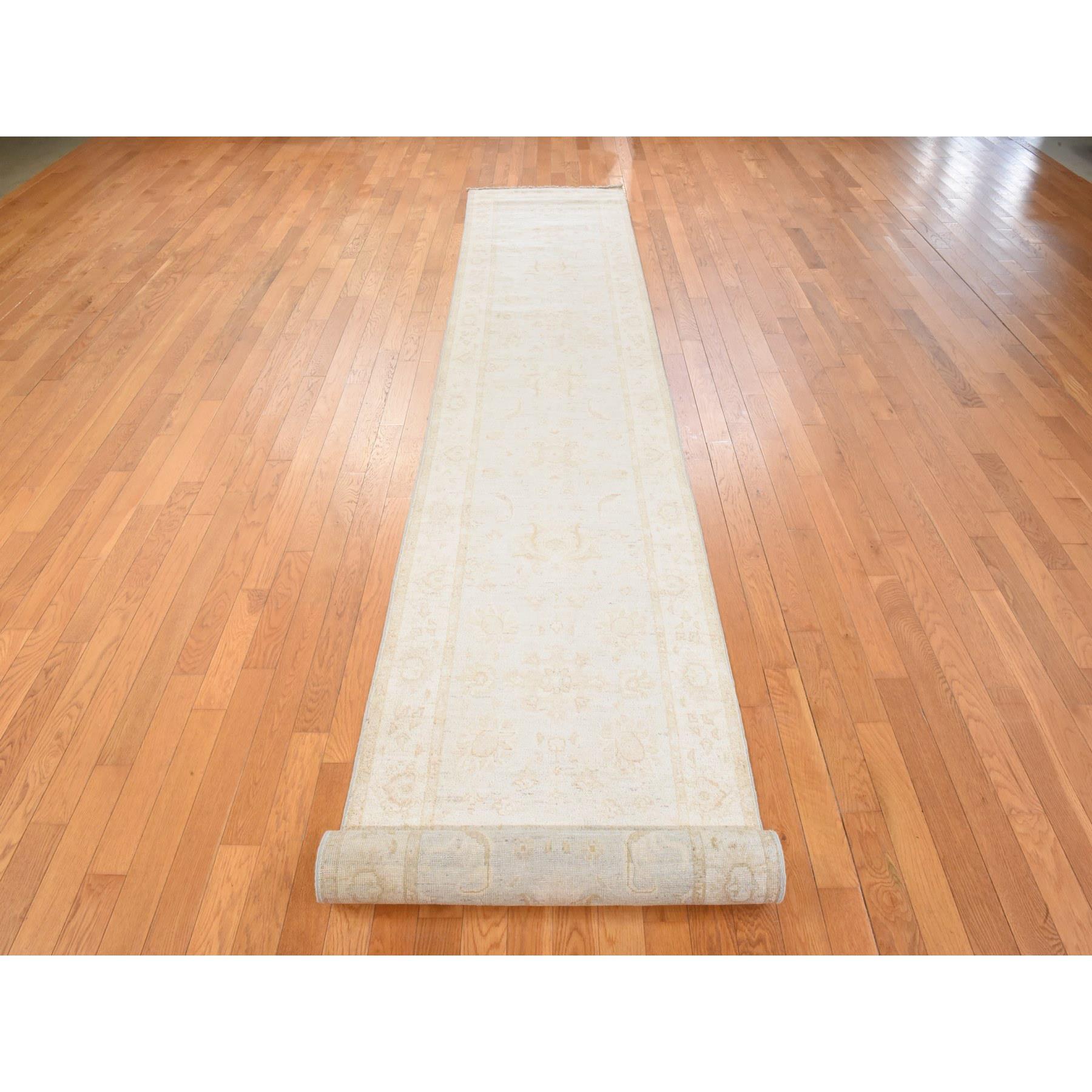 Oushak-And-Peshawar-Hand-Knotted-Rug-125015