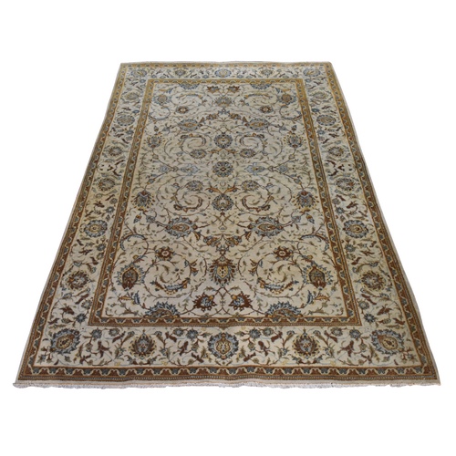 Boulder White, Vintage Persian Kashan with All Over Design, Excellent Condition, Clean, Soft, Hand Knotted, 100% Wool, Oriental 
