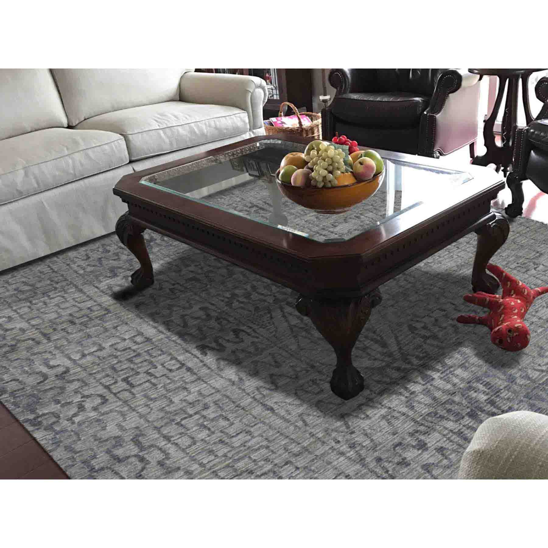 Modern-and-Contemporary-Hand-Knotted-Rug-203055