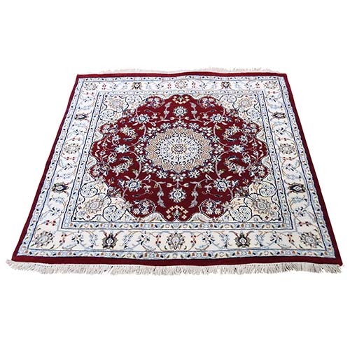 Wool And Silk 250 Kpsi Red Square Nain Hand-Knotted Oriental 