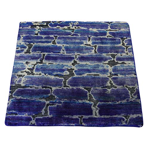 DIMINISHING BRICKS Sari Silk with Textured Wool Hand-Knotted Oriental Rug DIMINISHING BRICKS Sari Silk with Textured Wool Hand-Knotted Oriental Rug