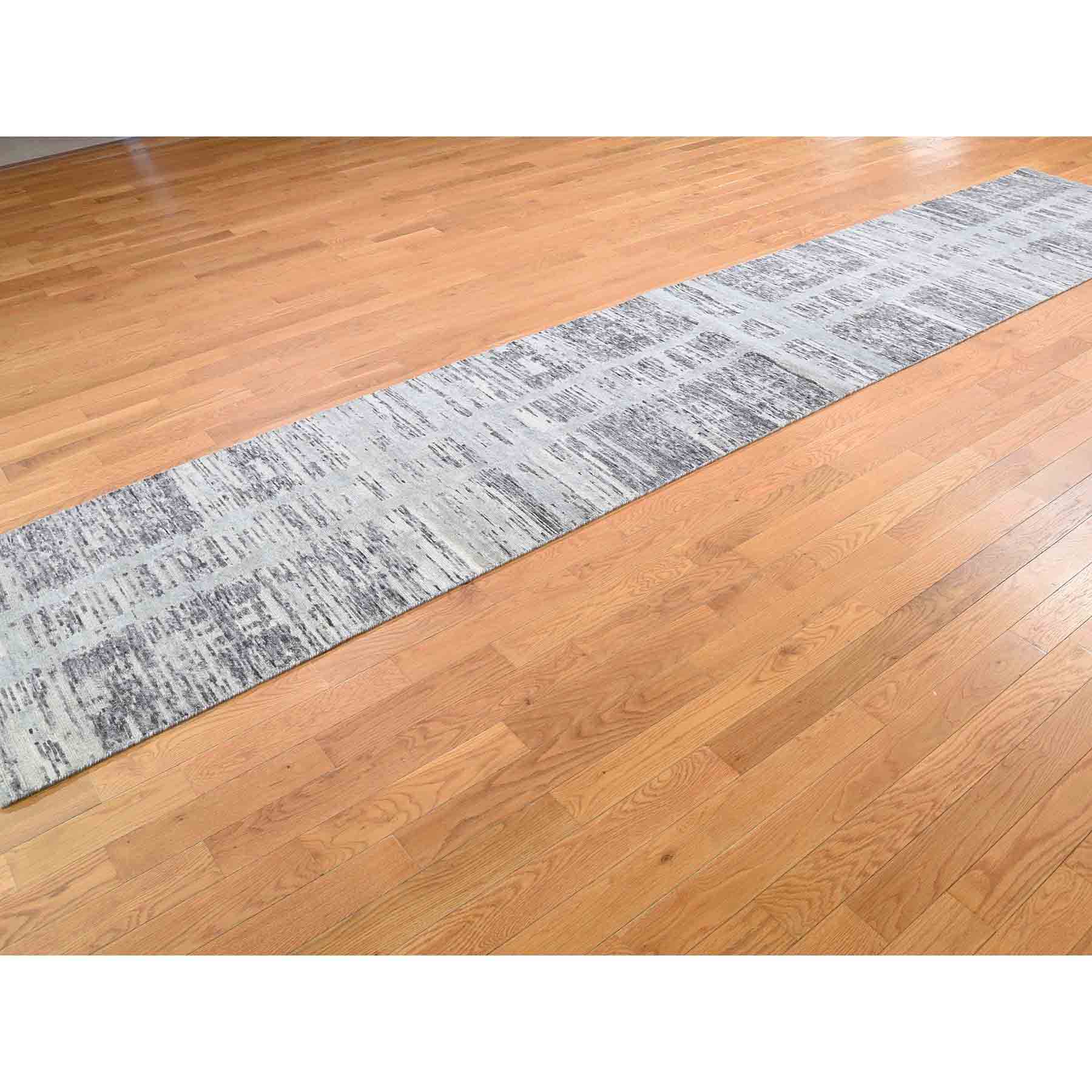 Modern-and-Contemporary-Hand-Knotted-Rug-228350