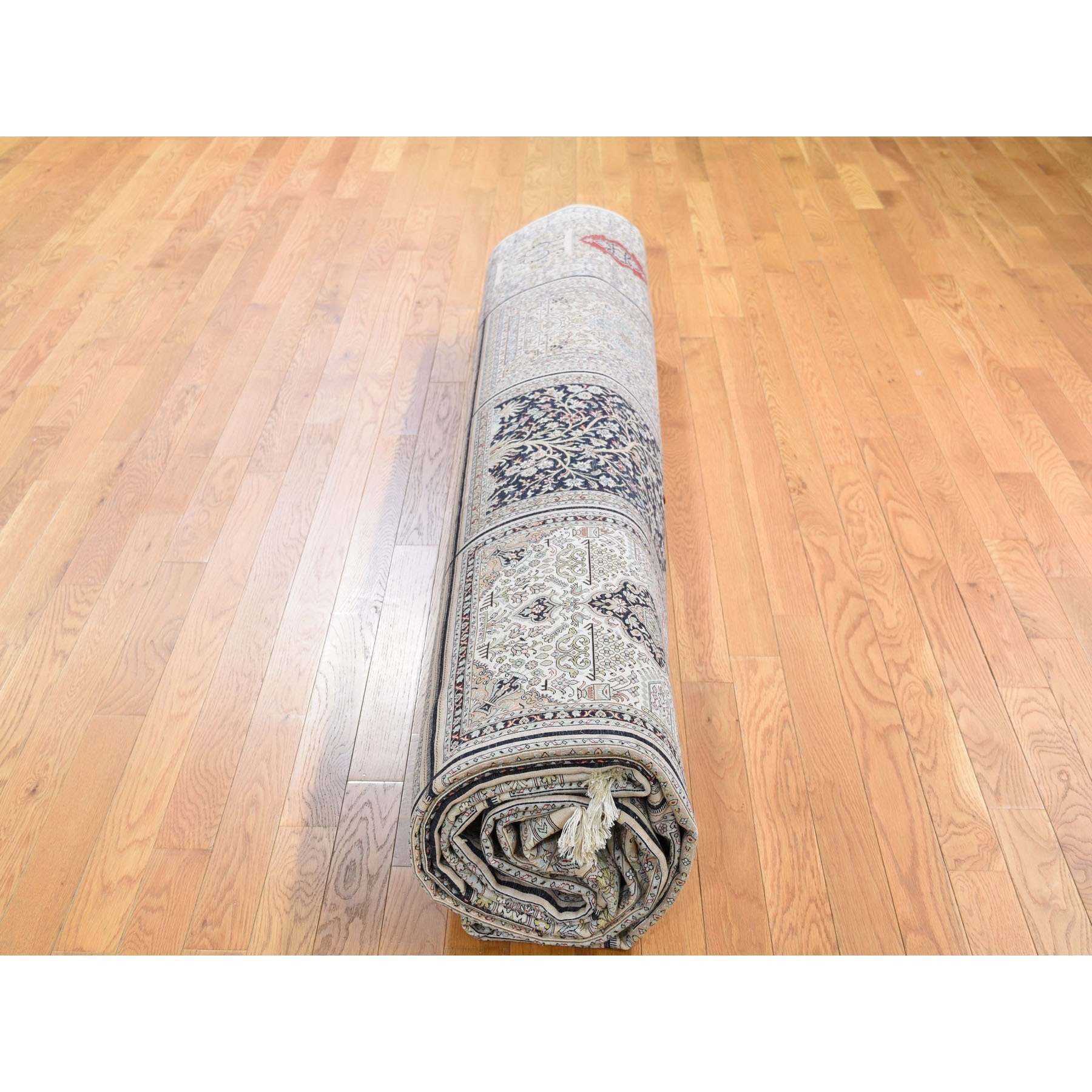 Silk-Hand-Knotted-Rug-234560