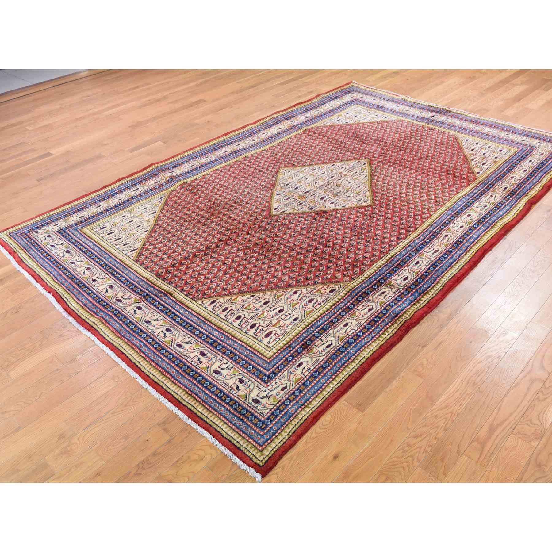Persian-Hand-Knotted-Rug-237120