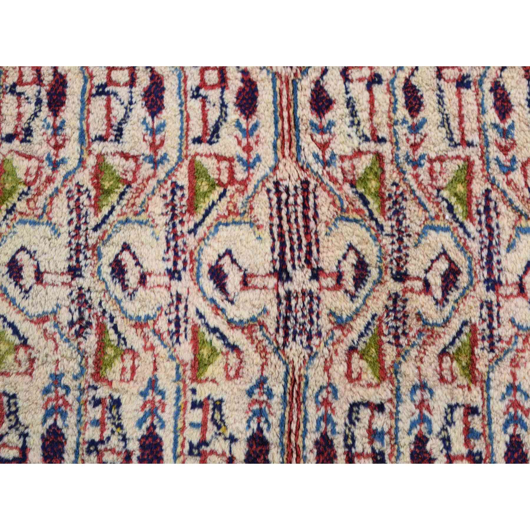 Persian-Hand-Knotted-Rug-237120