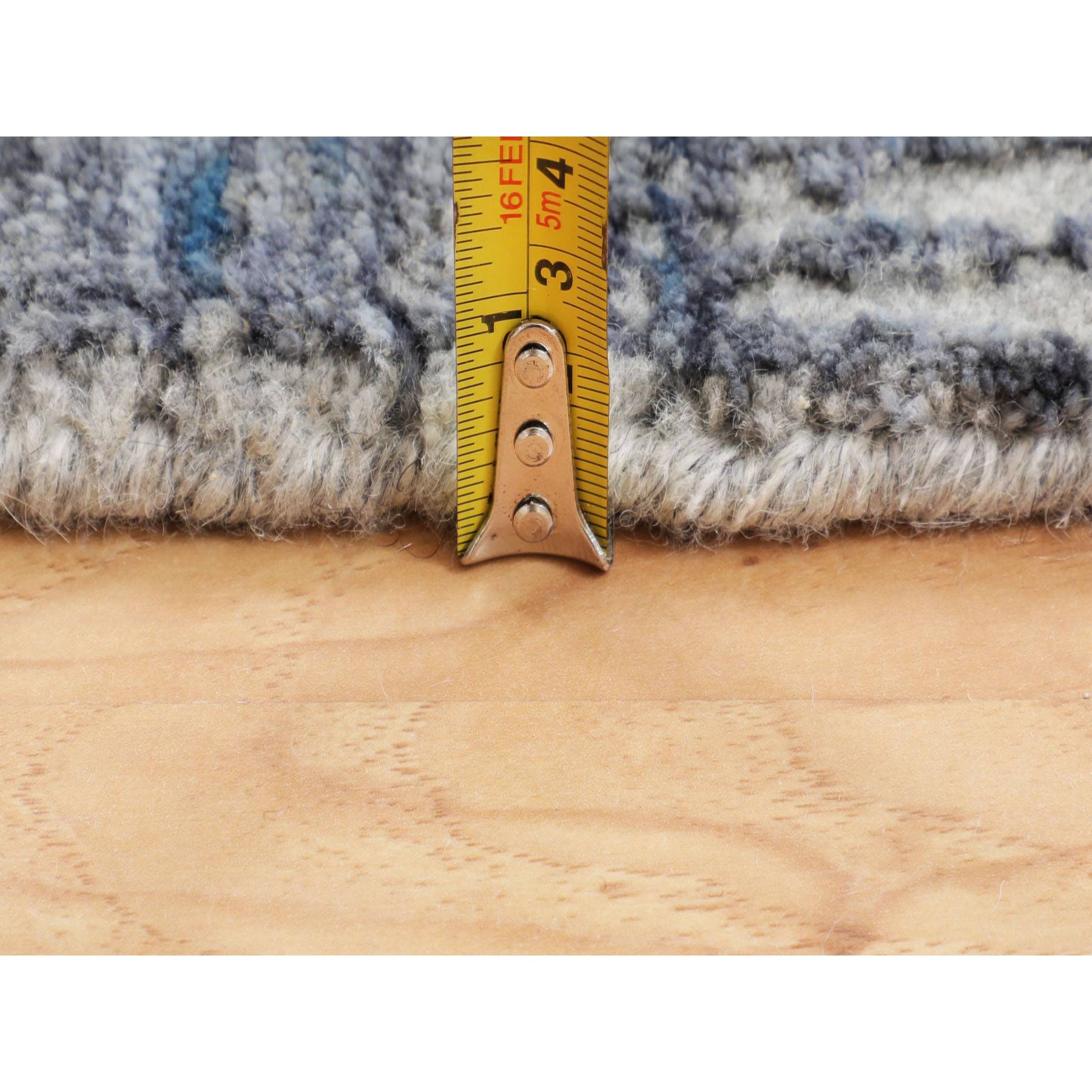 Modern-and-Contemporary-Hand-Loomed-Rug-290610