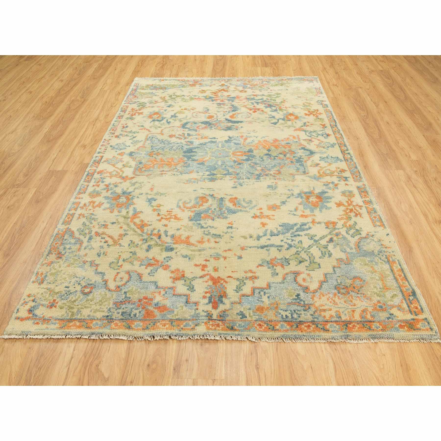 Heriz-Hand-Knotted-Rug-294940