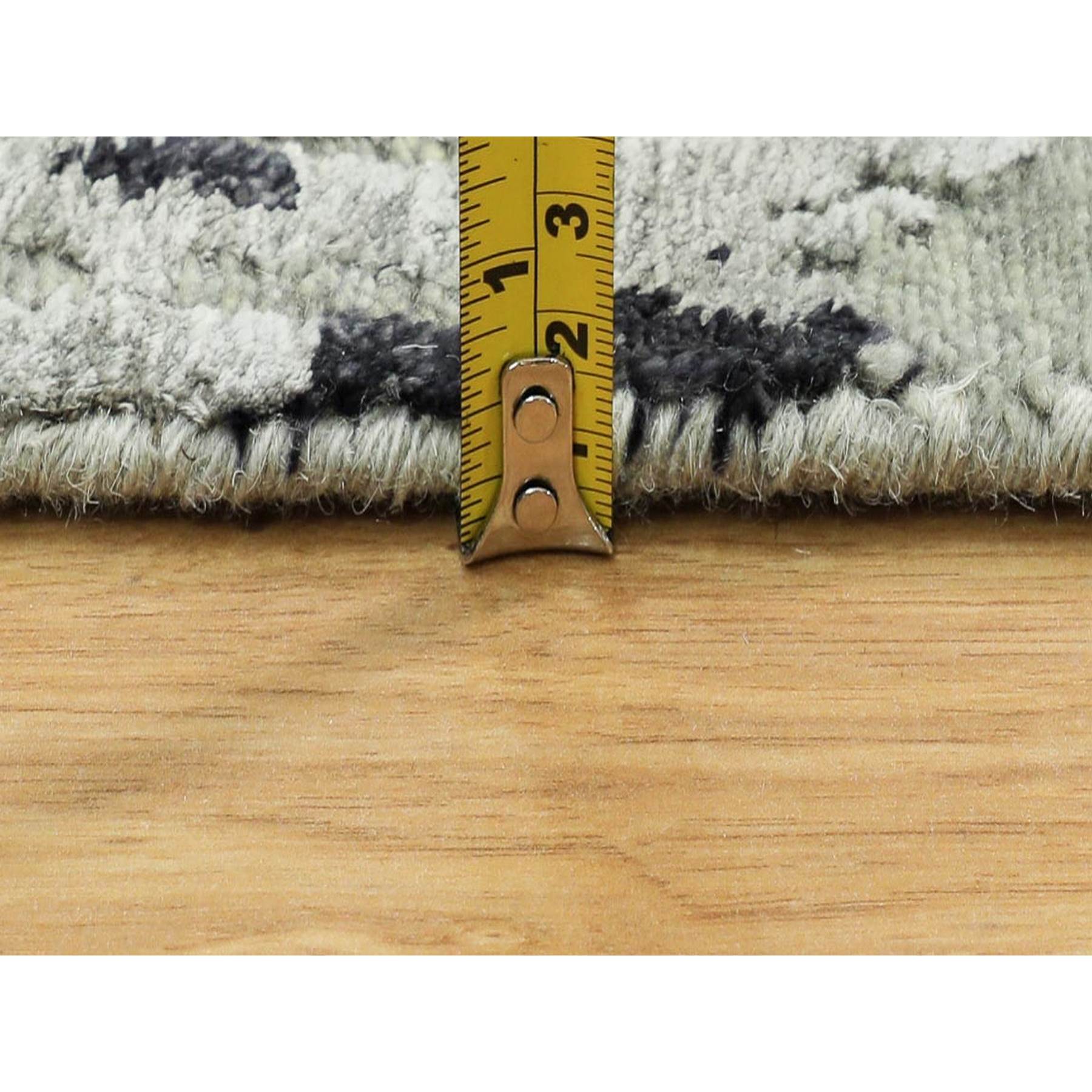 Modern-and-Contemporary-Hand-Knotted-Rug-294375