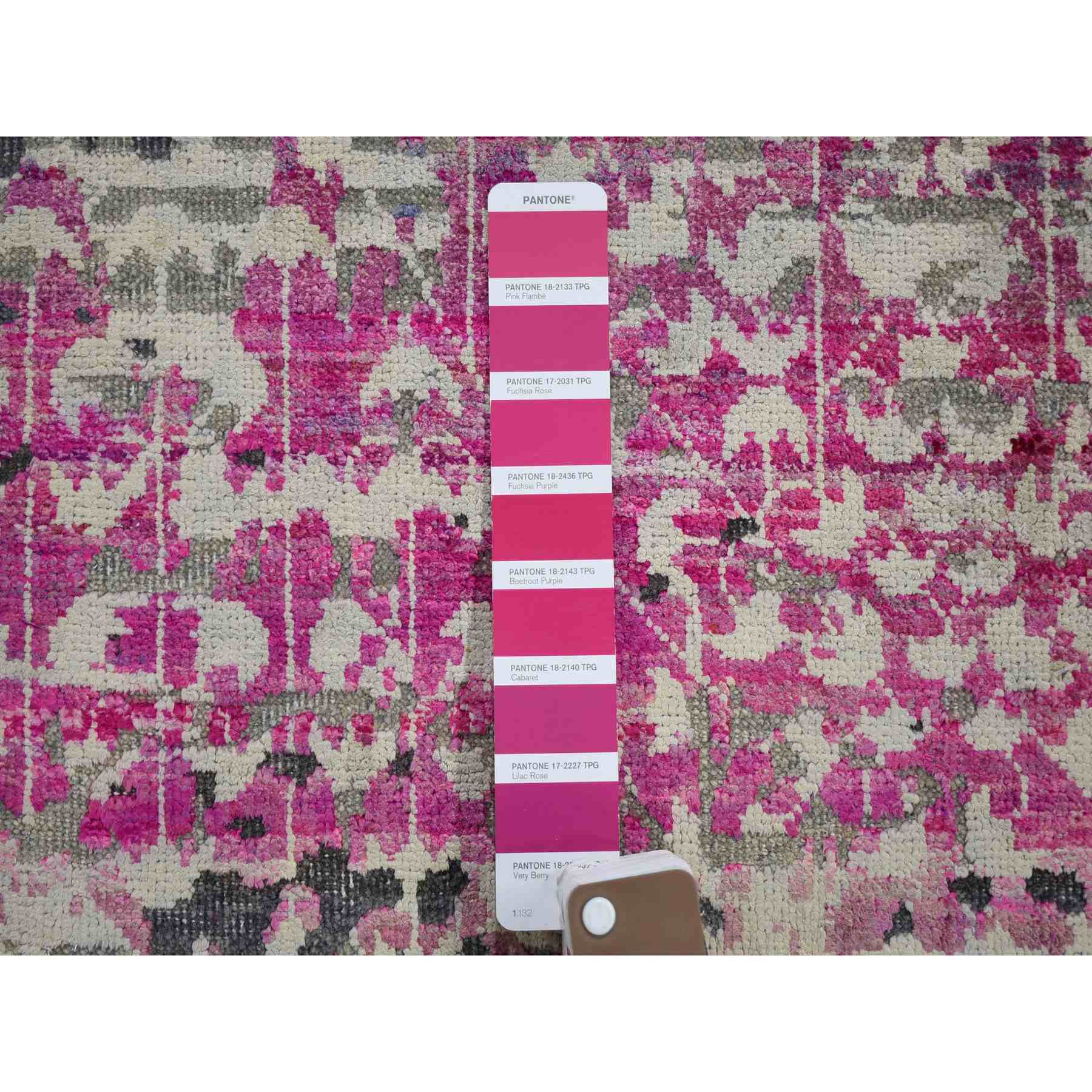 Modern-and-Contemporary-Hand-Knotted-Rug-296415