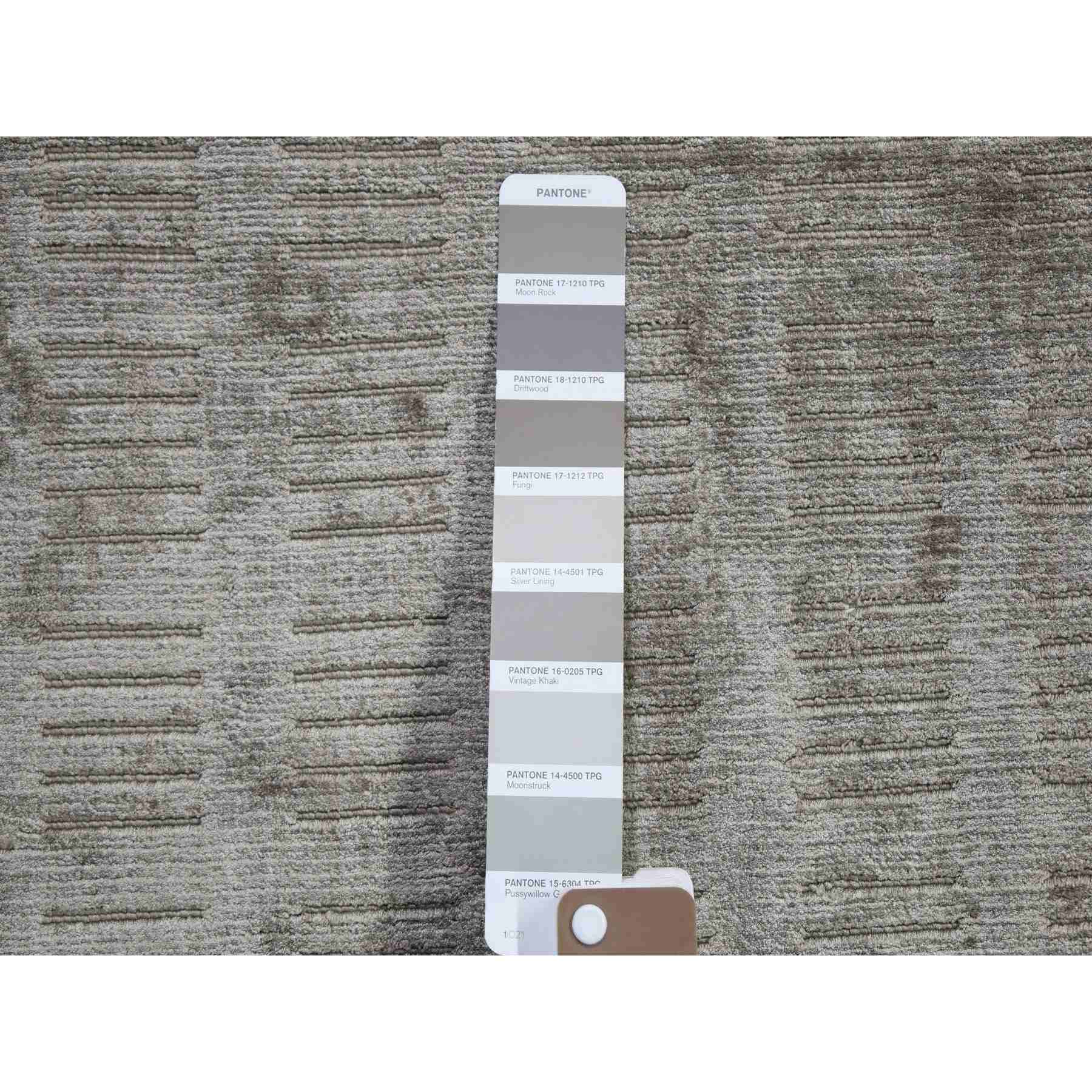 Modern-and-Contemporary-Hand-Loomed-Rug-295675