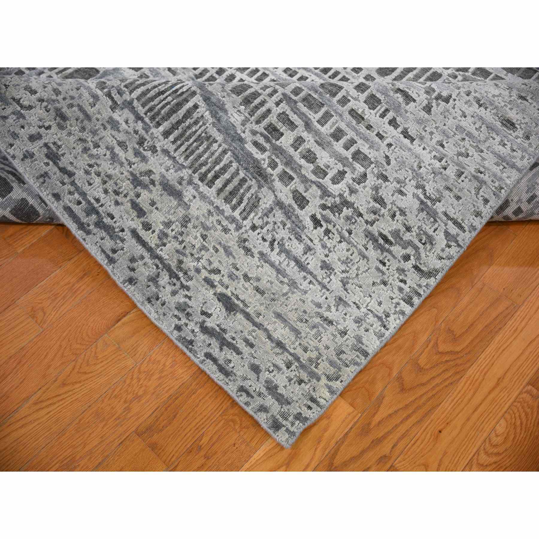 Transitional-Hand-Knotted-Rug-296845