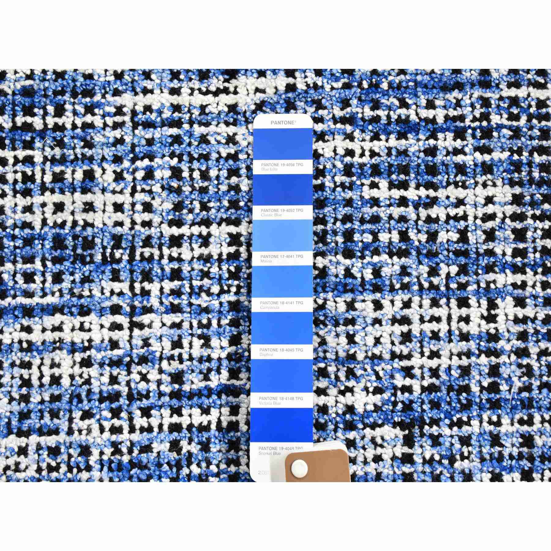 Modern-and-Contemporary-Hand-Loomed-Rug-297670