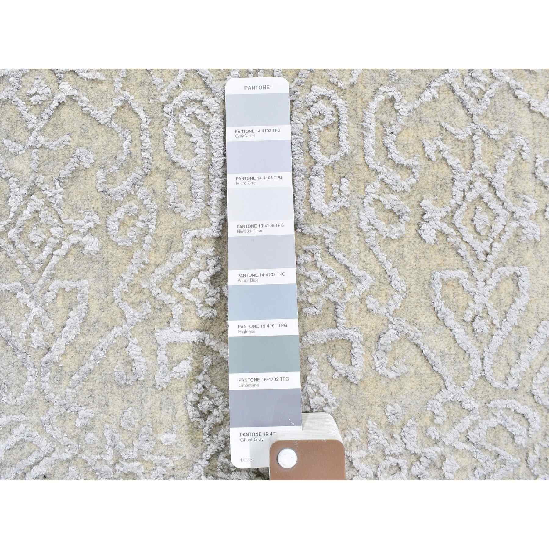 Modern-and-Contemporary-Hand-Loomed-Rug-297830